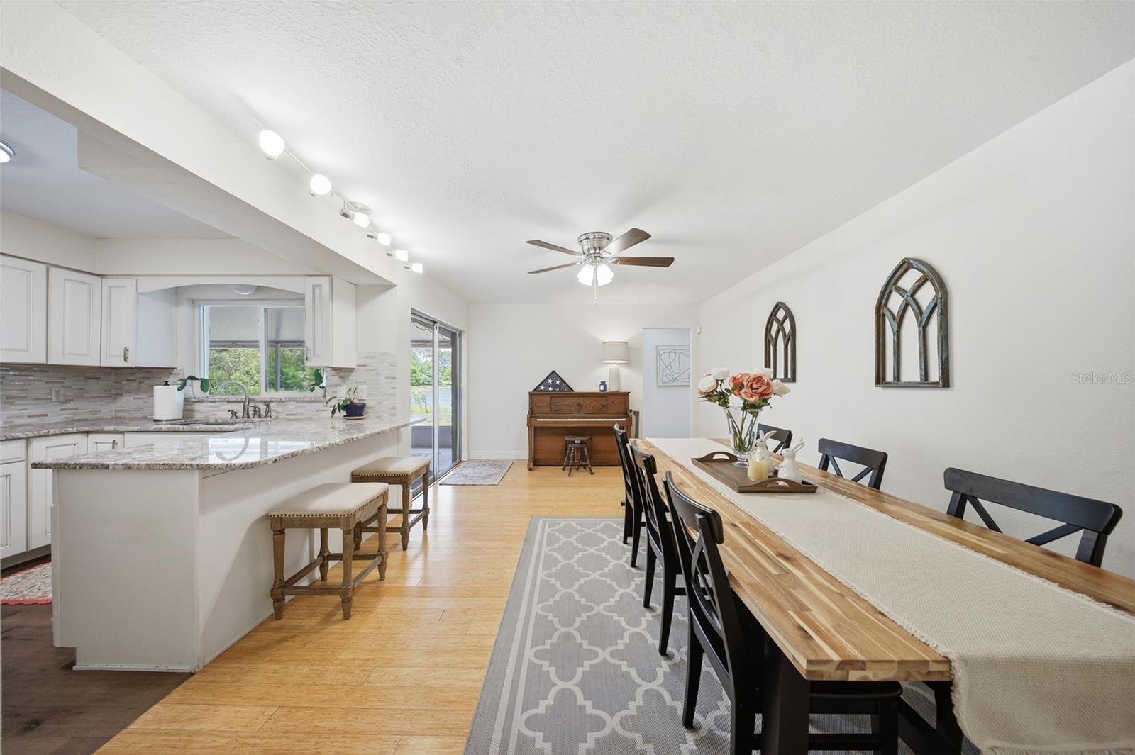 732 LAUREL WAY, CASSELBERRY, FL, 32707