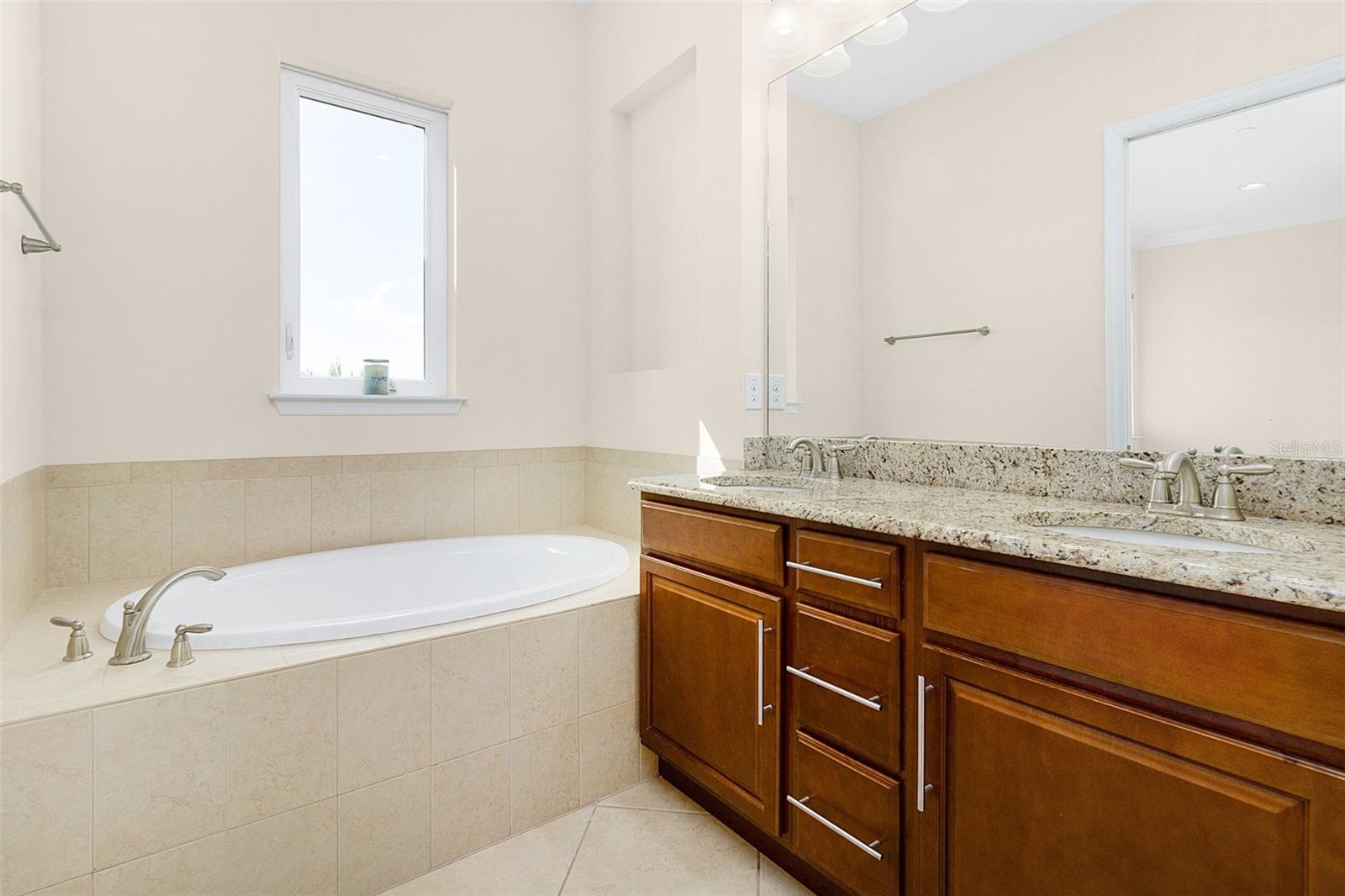13813 BENAVENTE AVE, ORLANDO, FL, 32827