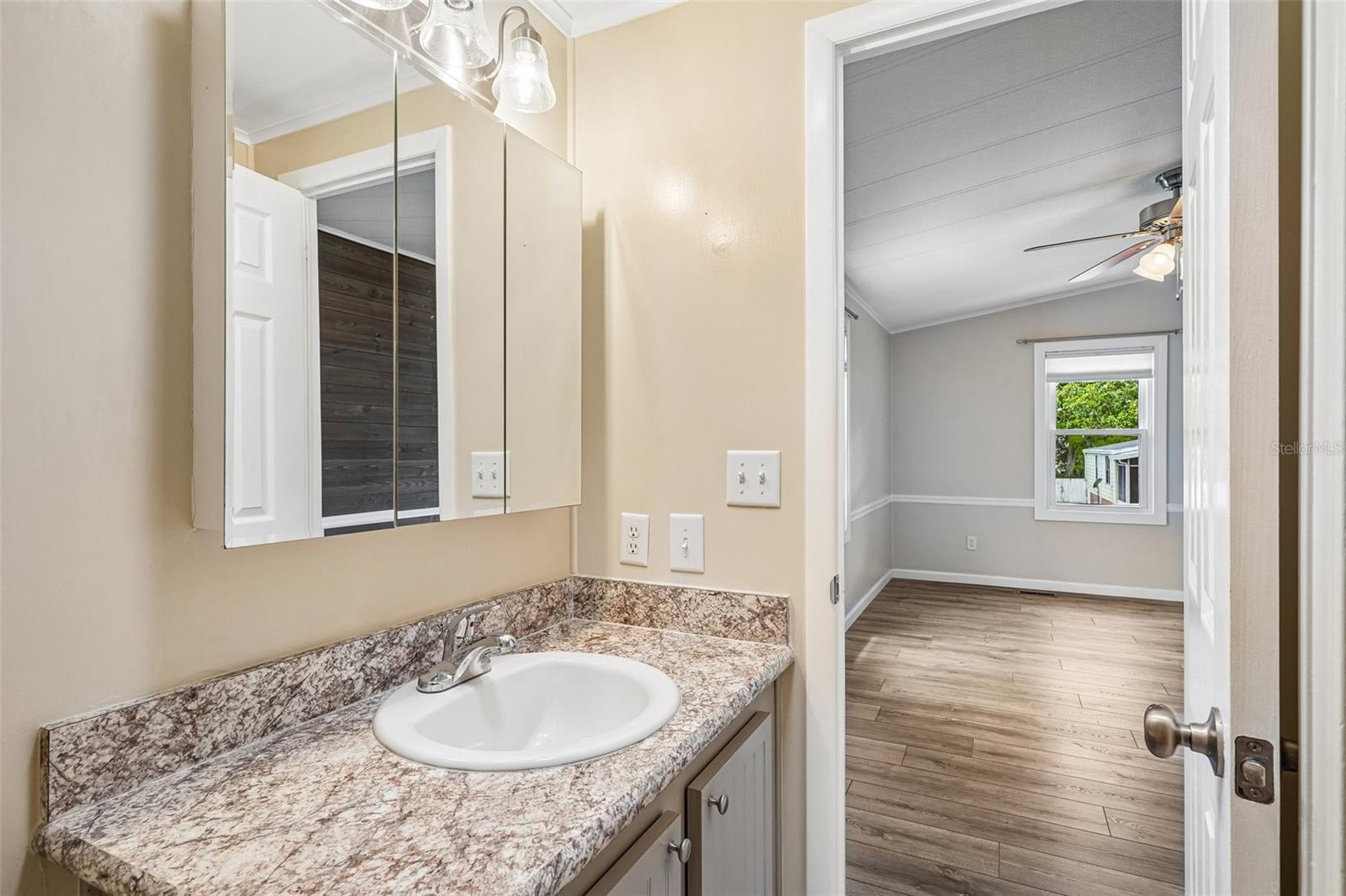 1620 W SCHWARTZ BLVD, THE VILLAGES, FL, 32159