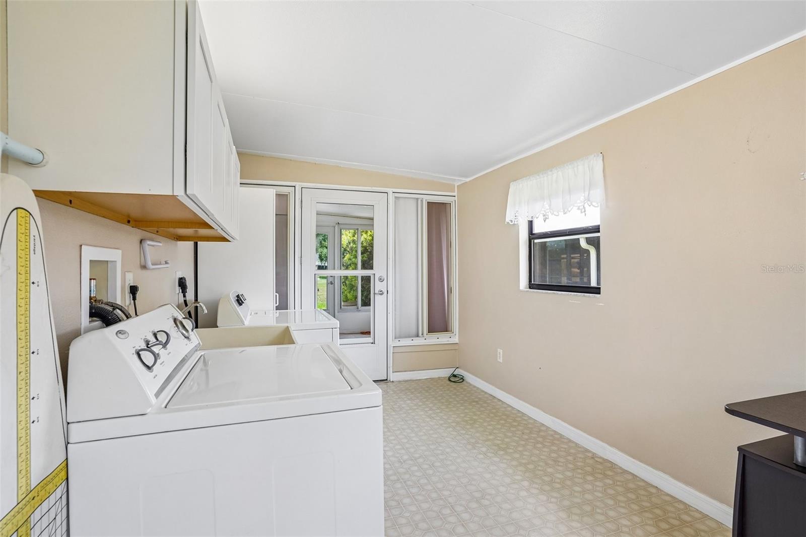 1620 W SCHWARTZ BLVD, THE VILLAGES, FL, 32159