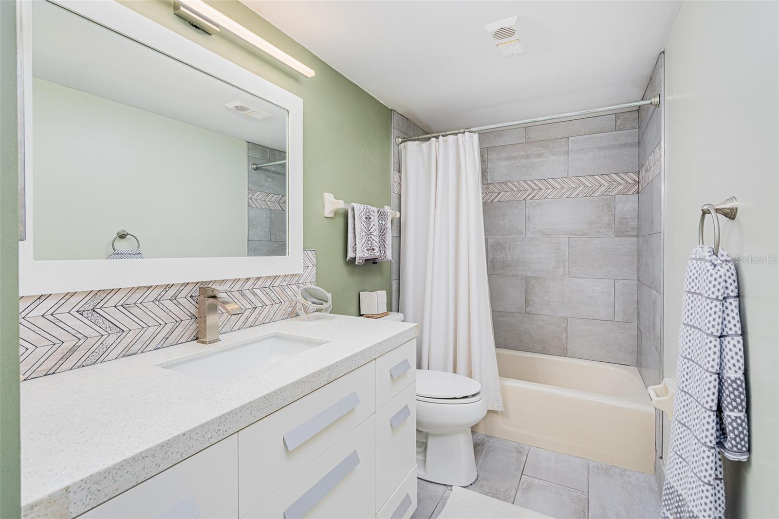 3360 OCEAN SHORE BLVD #5060, ORMOND BEACH, FL, 32176