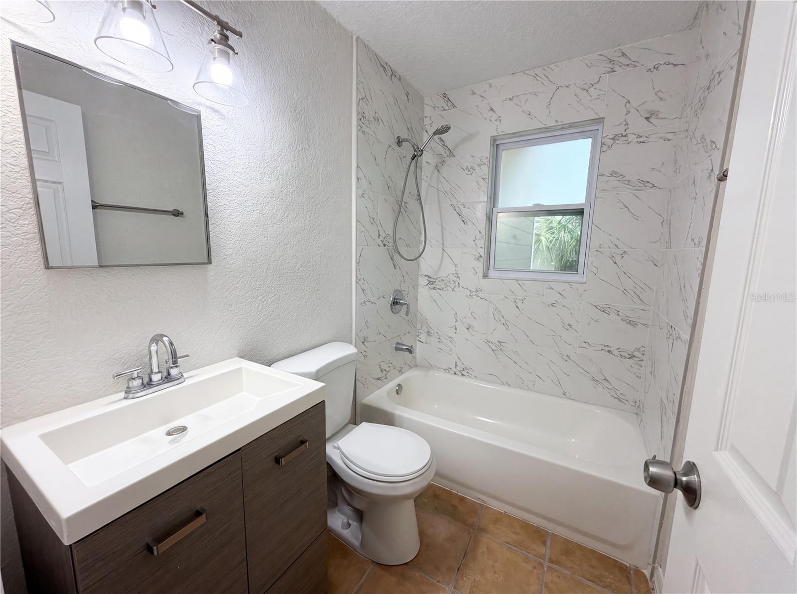 4010 E PARIS ST, TAMPA, FL, 33610
