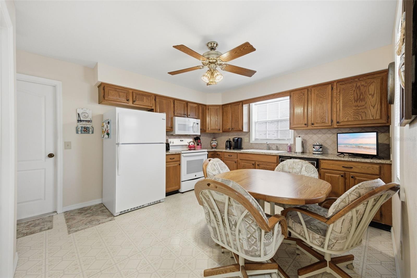 37407 TEABERRY LOOP, ZEPHYRHILLS, FL, 33542