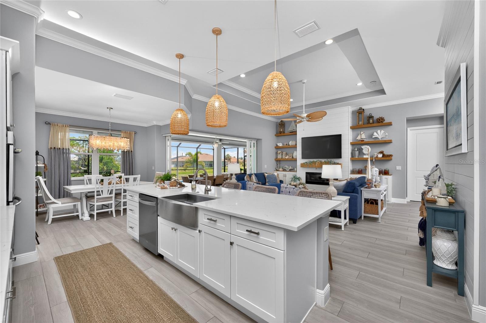 255 ROTONDA BLVD S, ROTONDA WEST, FL, 33947