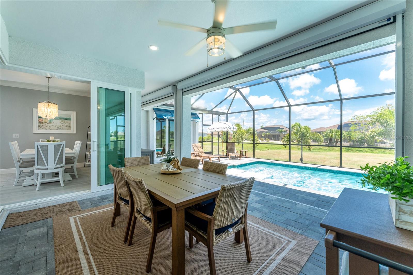 255 ROTONDA BLVD S, ROTONDA WEST, FL, 33947