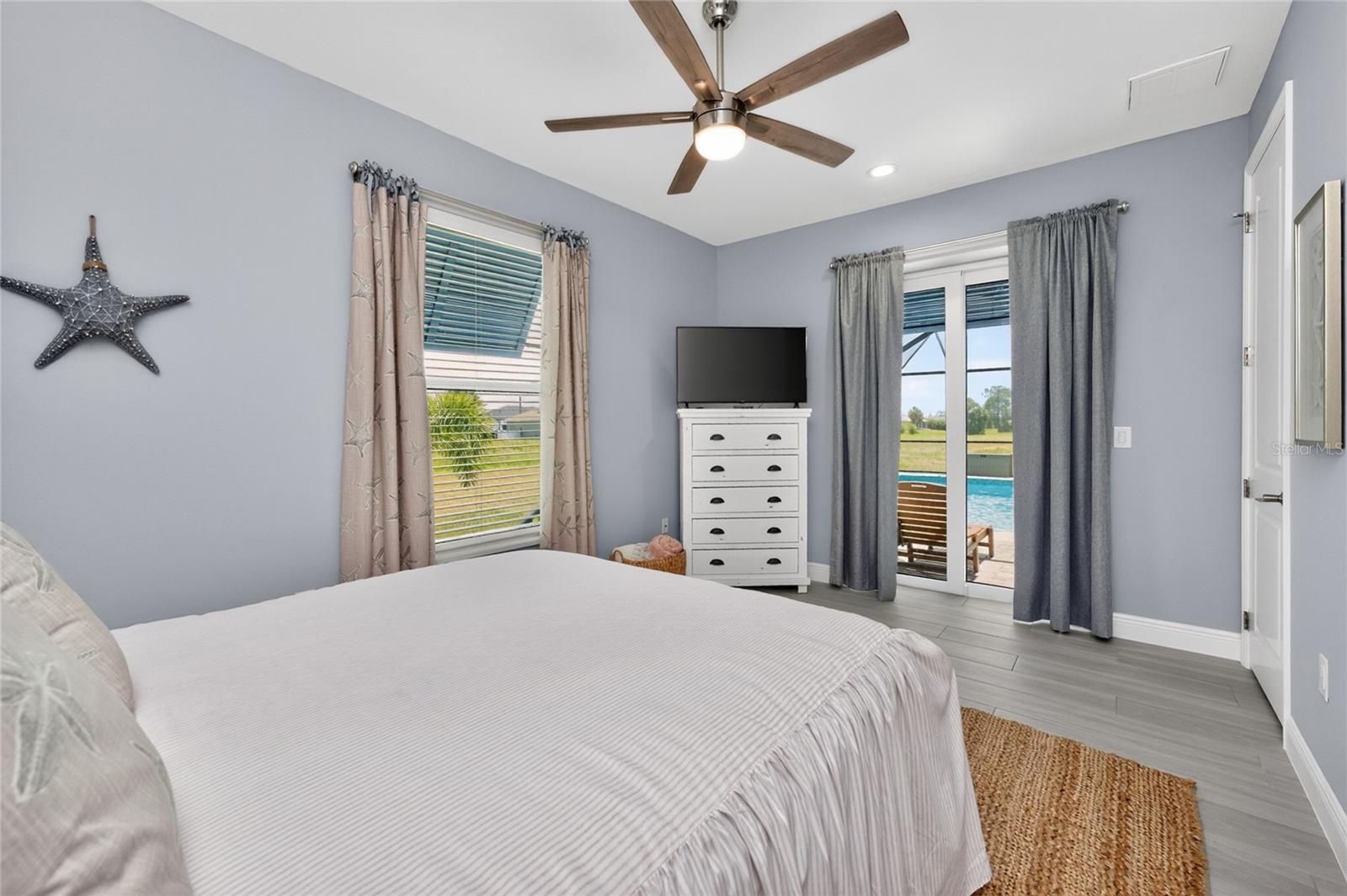 255 ROTONDA BLVD S, ROTONDA WEST, FL, 33947