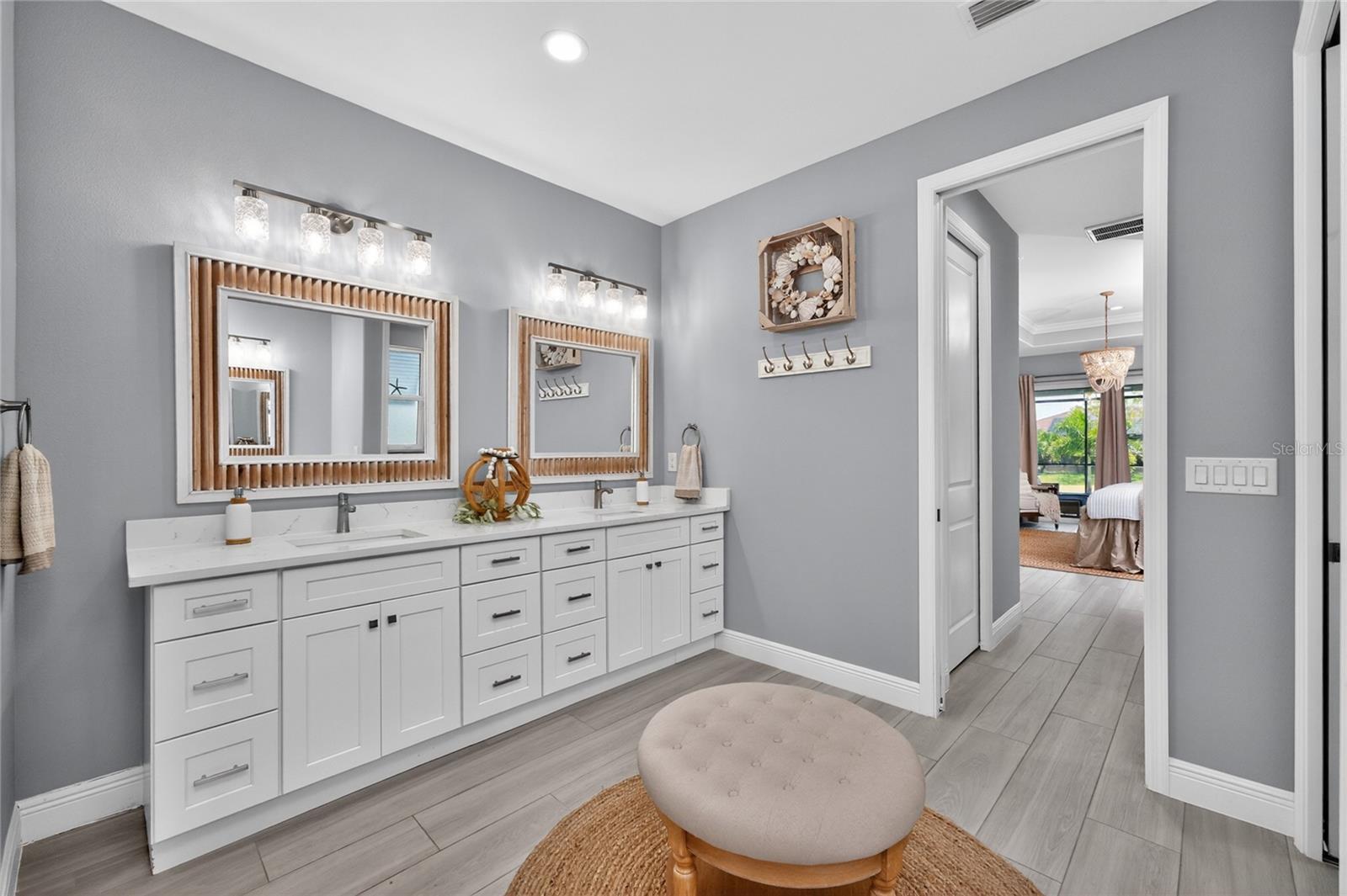 255 ROTONDA BLVD S, ROTONDA WEST, FL, 33947