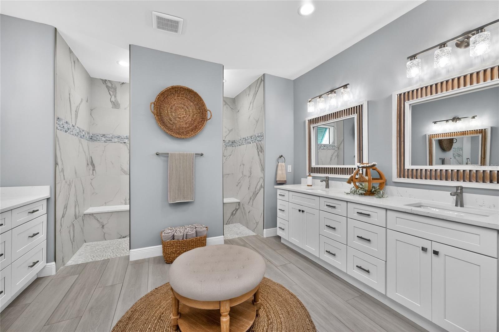 255 ROTONDA BLVD S, ROTONDA WEST, FL, 33947