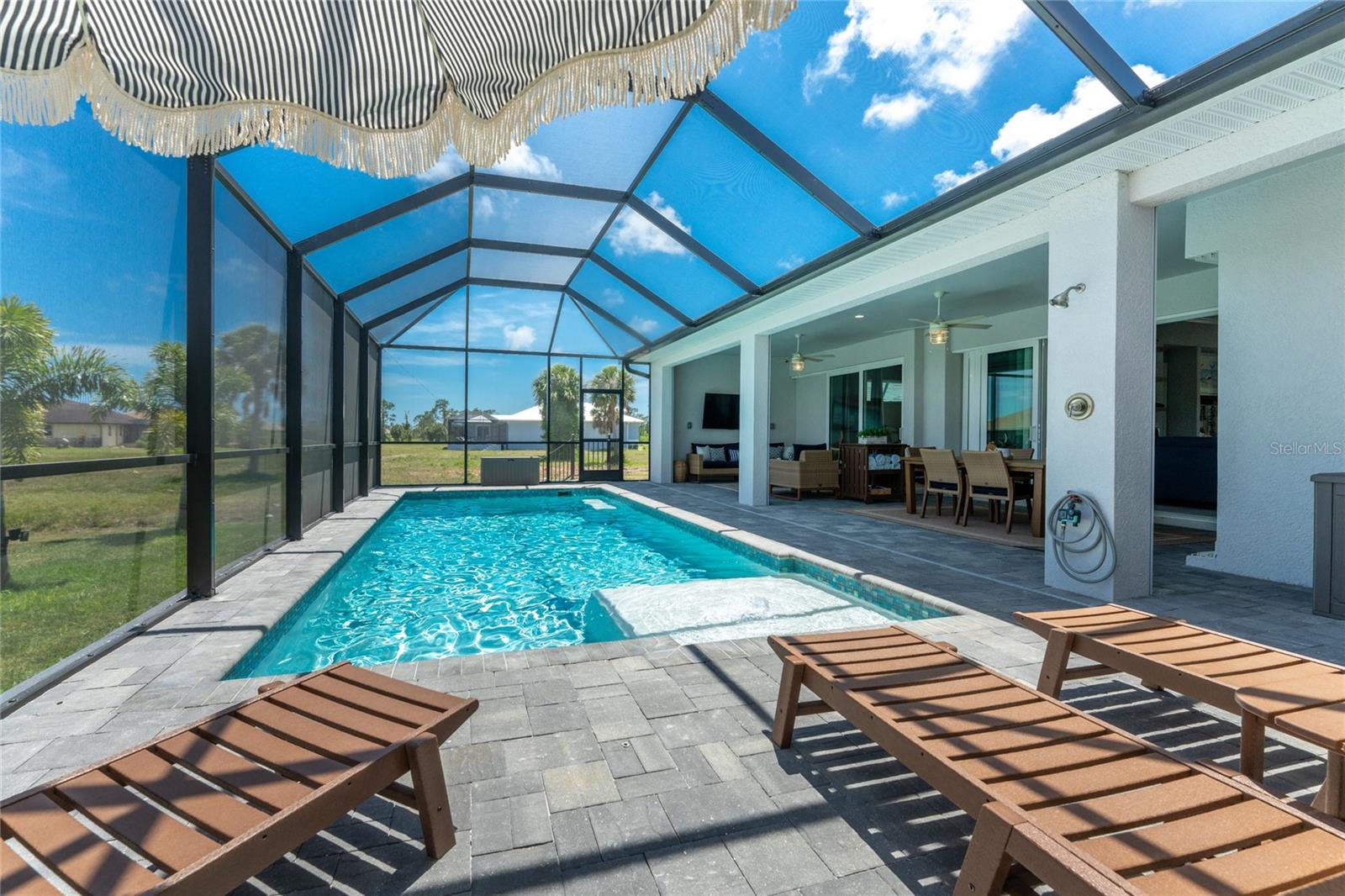 255 ROTONDA BLVD S, ROTONDA WEST, FL, 33947
