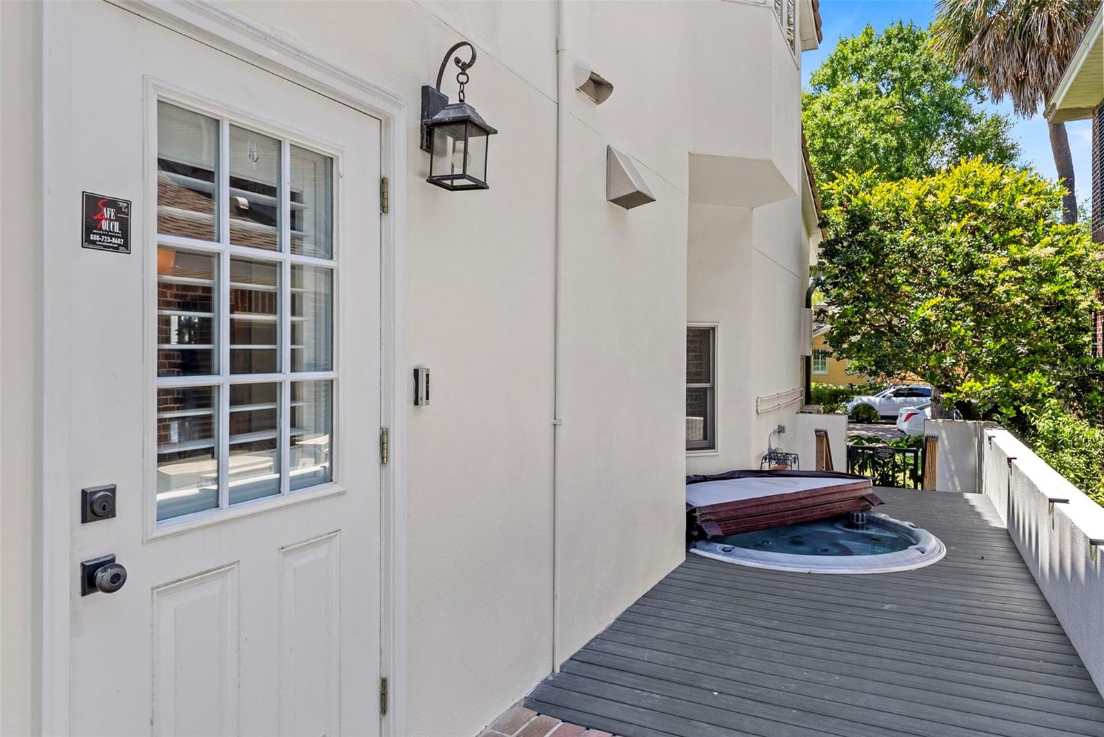 47 AEGEAN AVE, TAMPA, FL, 33606