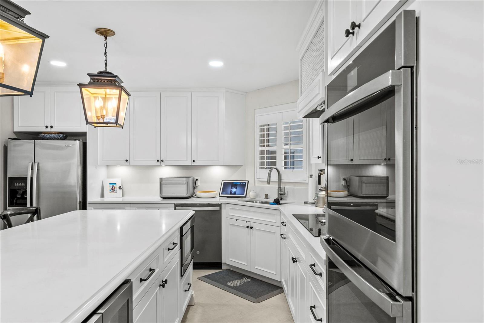 47 AEGEAN AVE, TAMPA, FL, 33606