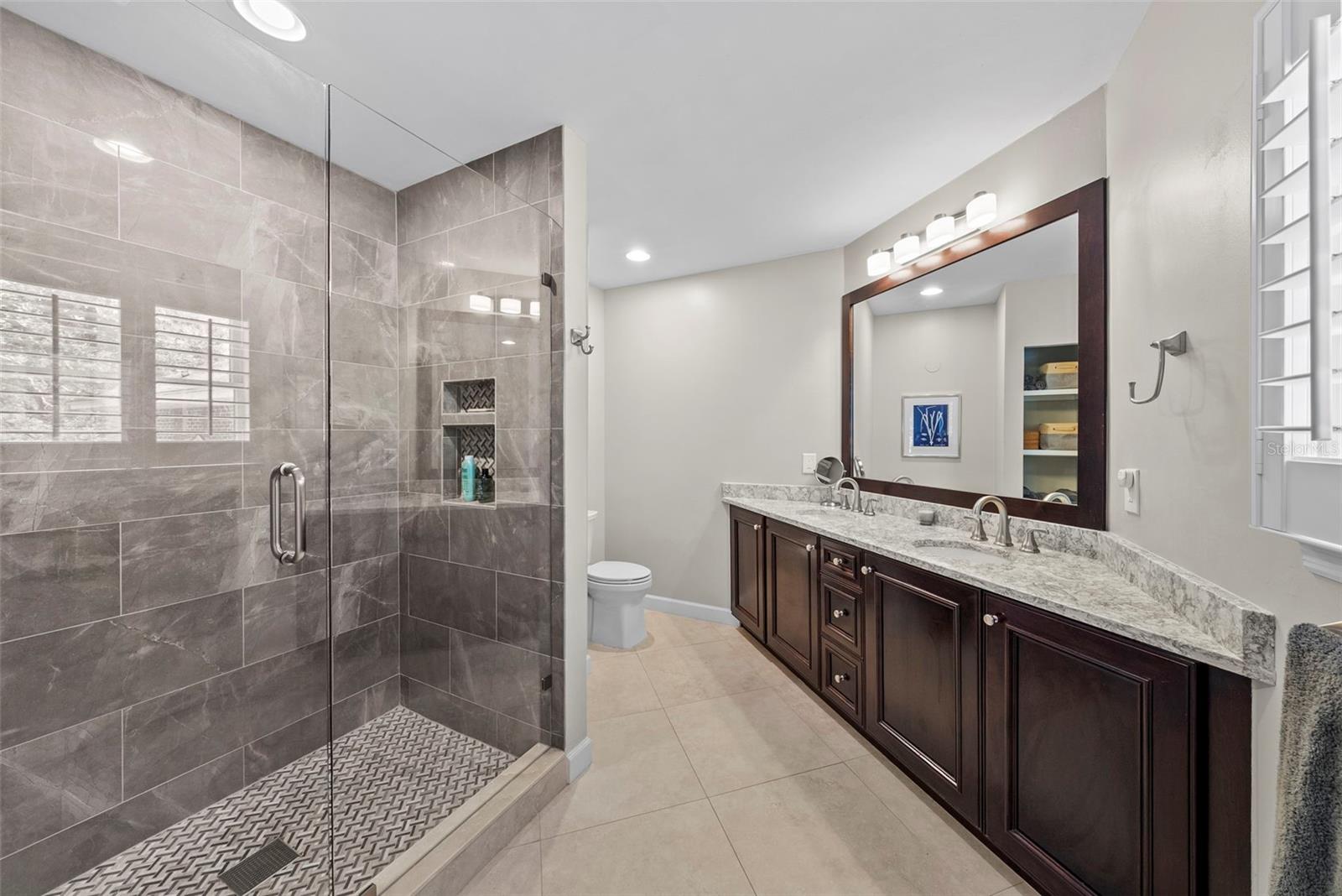 47 AEGEAN AVE, TAMPA, FL, 33606