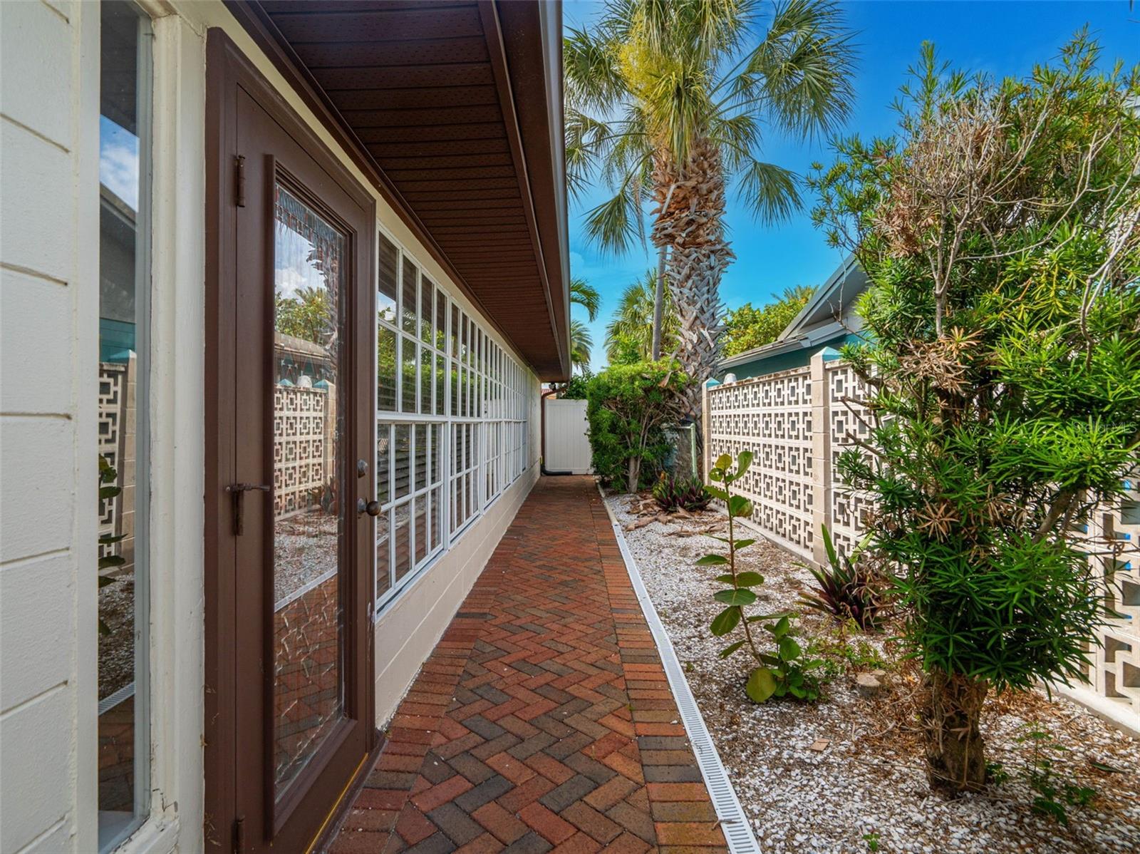 1200 80TH ST S, ST PETERSBURG, FL, 33707