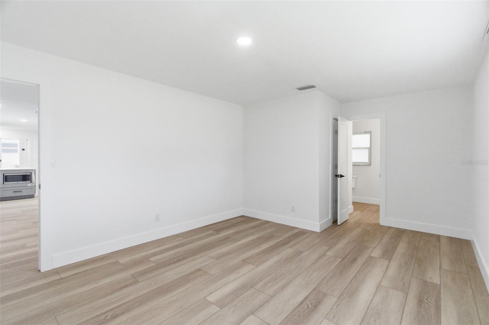 1200 80TH ST S, ST PETERSBURG, FL, 33707