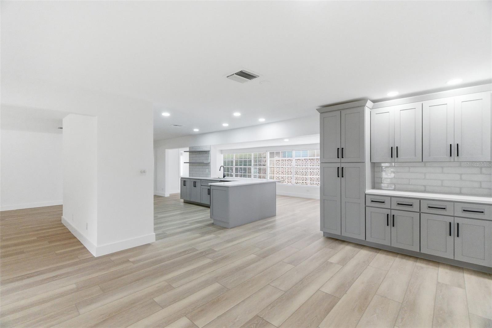 1200 80TH ST S, ST PETERSBURG, FL, 33707
