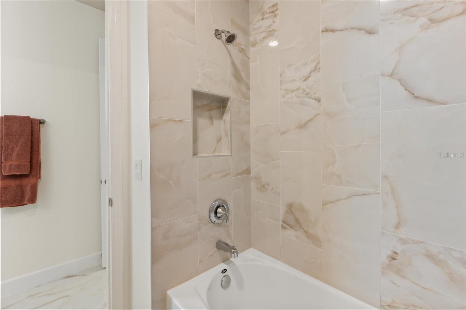 3284 ROSEVILLE DR, APOPKA, FL, 32712