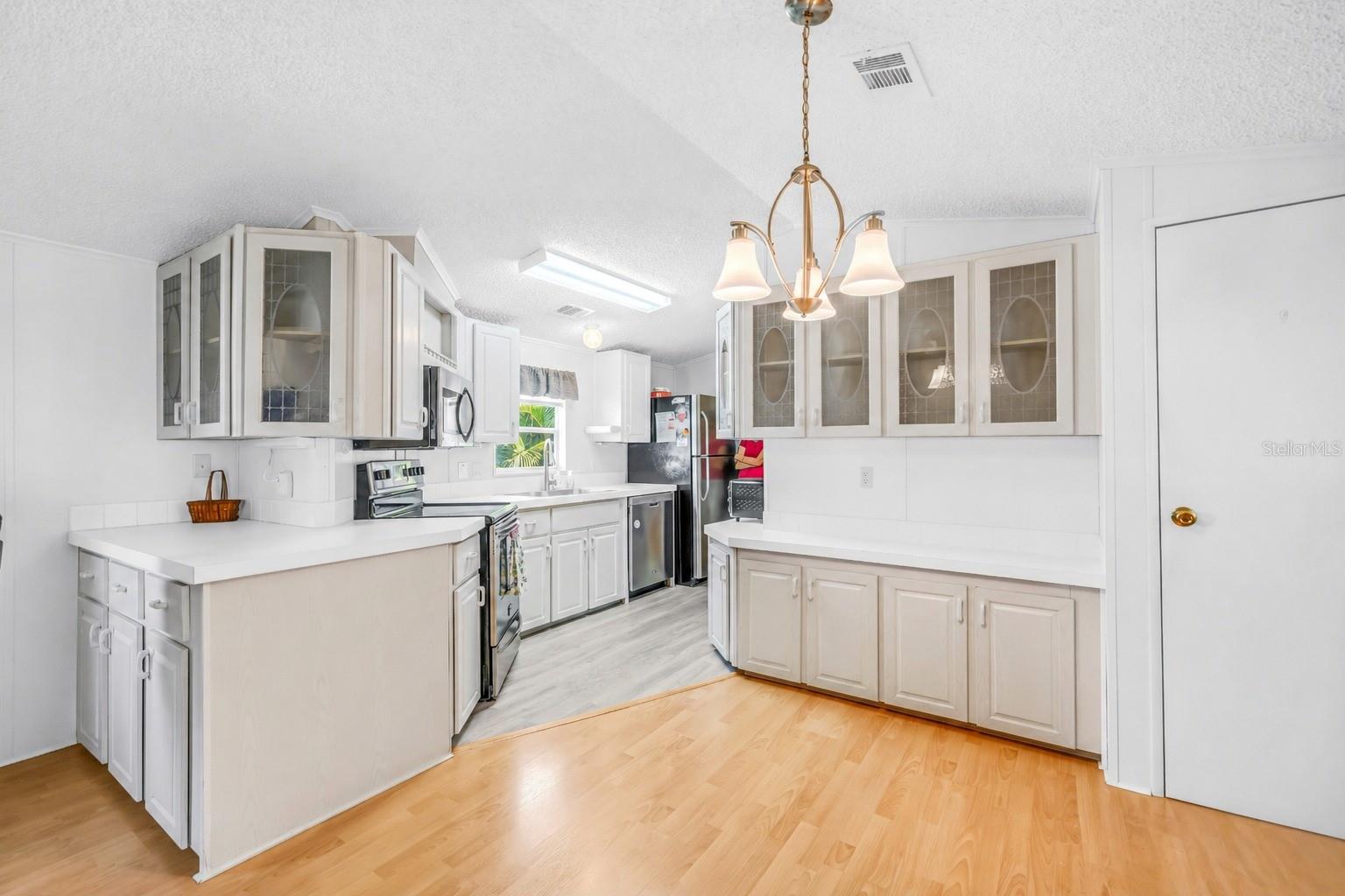 7225 MOUNT FAIRFIELD RD NE #541, ST PETERSBURG, FL, 33702