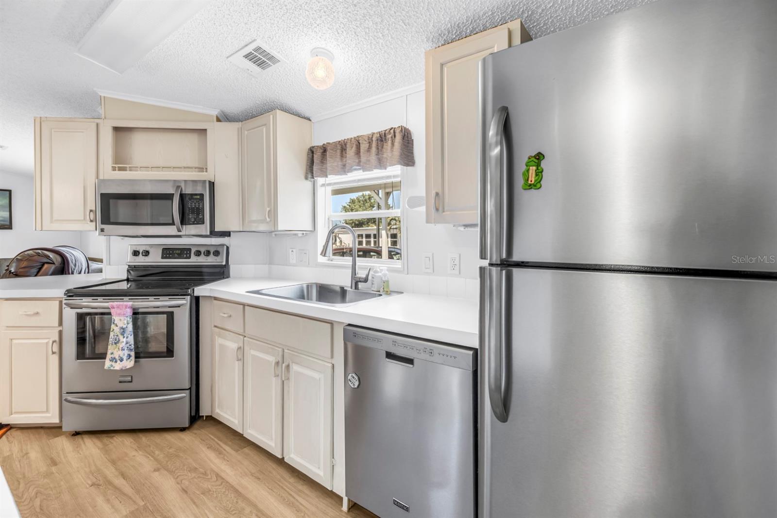 7225 MOUNT FAIRFIELD RD NE #541, ST PETERSBURG, FL, 33702
