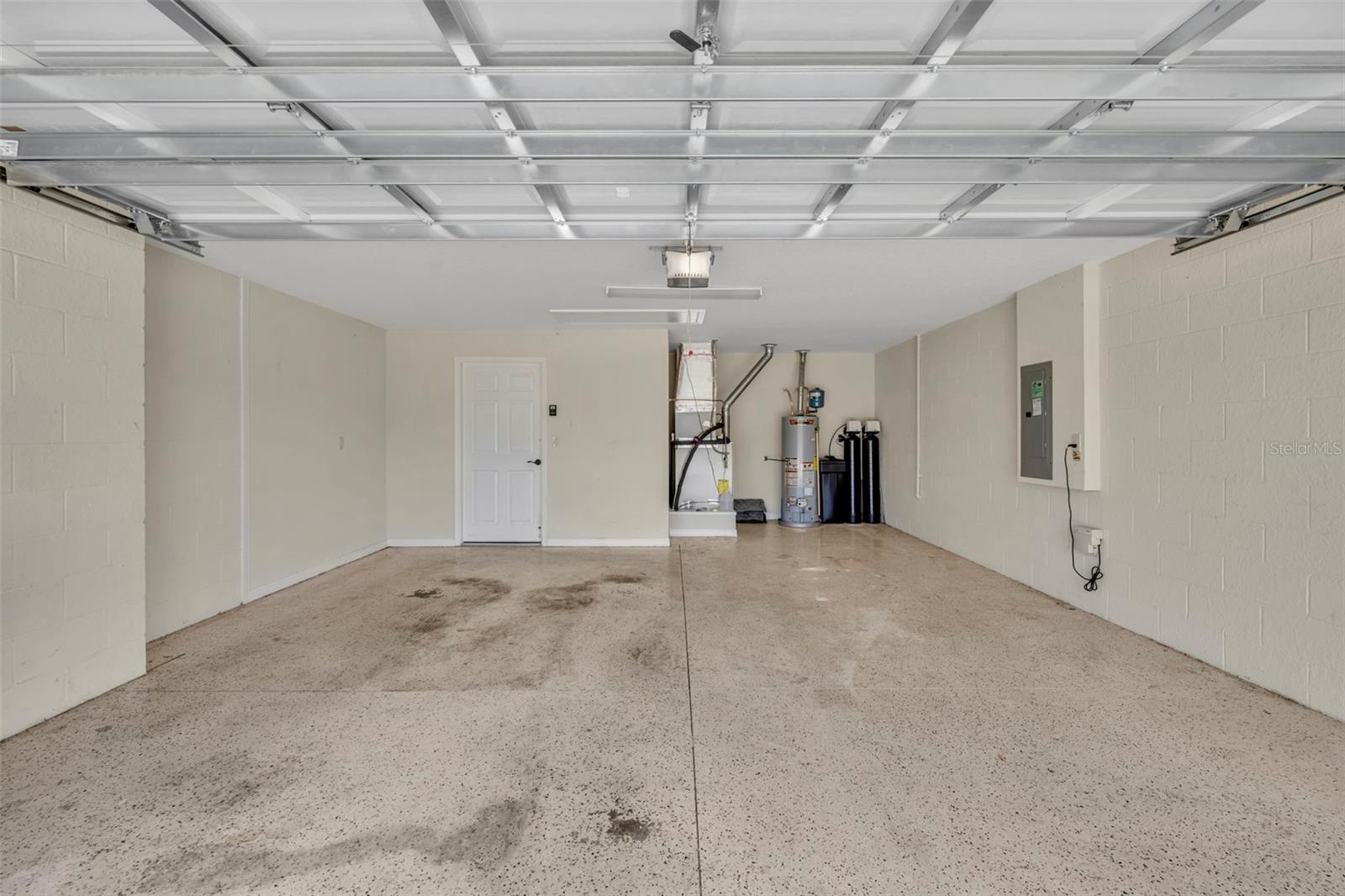 26669 OTTER CREEK LN, LEESBURG, FL, 34748