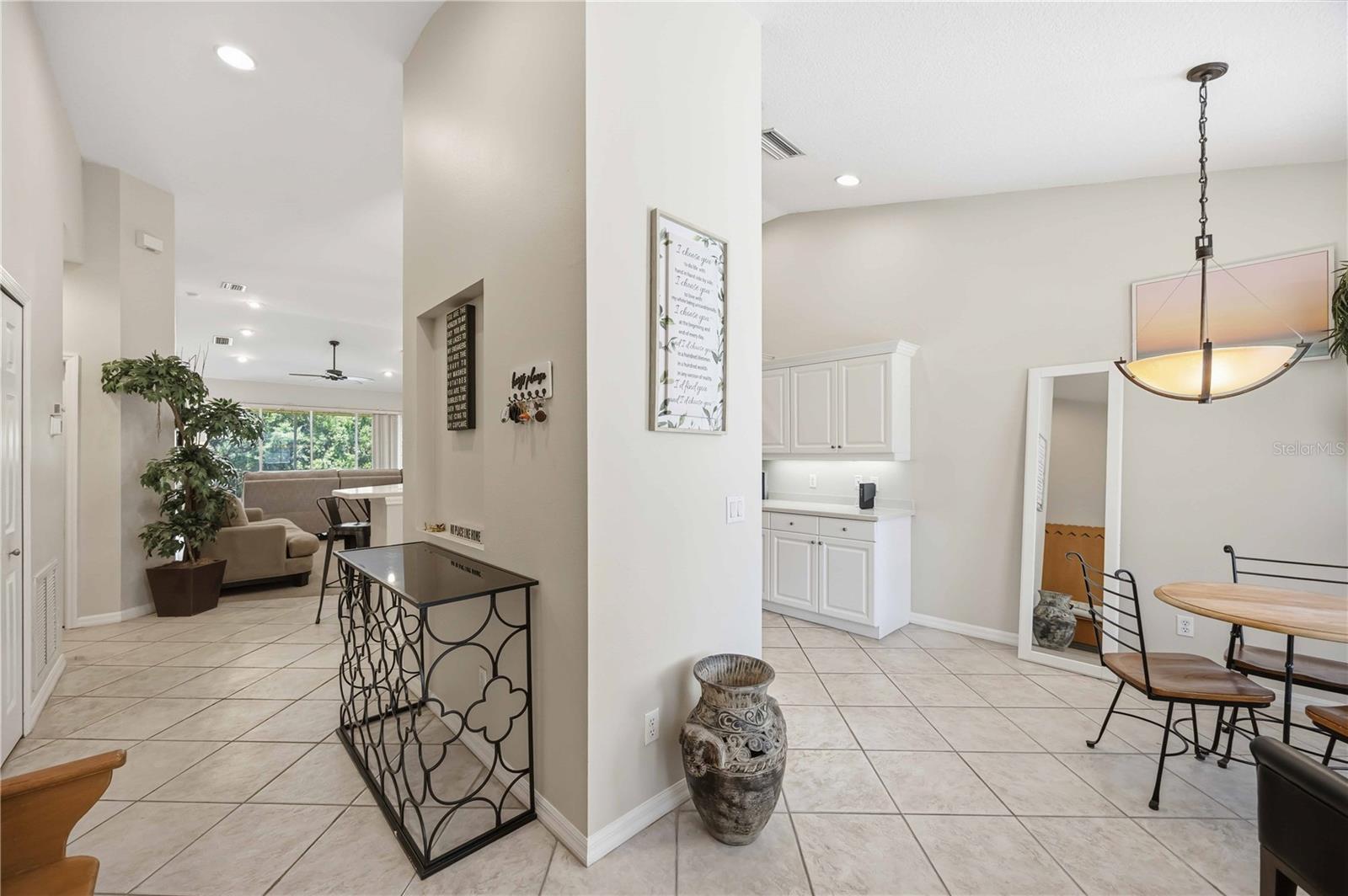 5629 KEY LARGO CT #B06, BRADENTON, FL, 34203