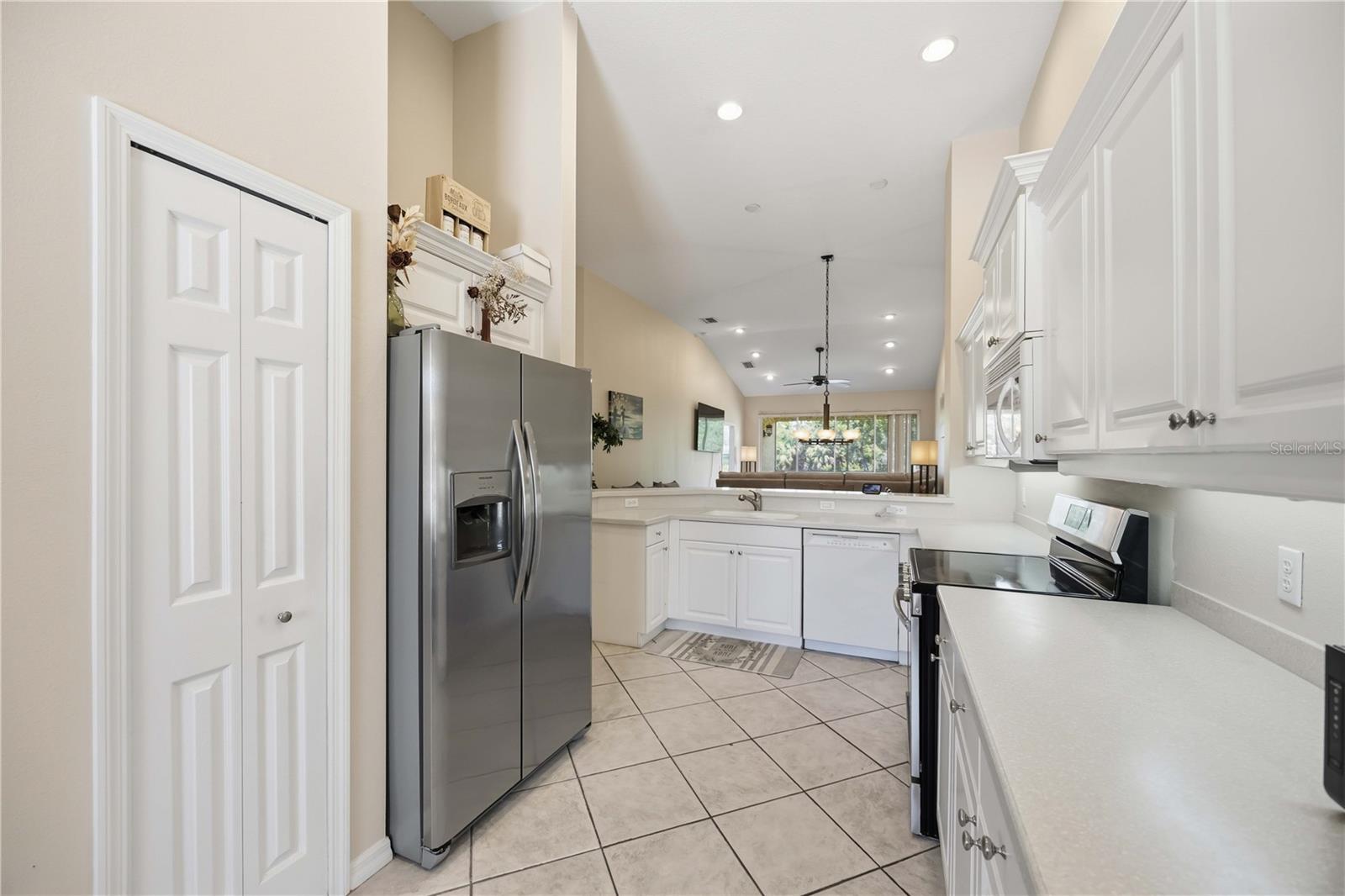 5629 KEY LARGO CT #B06, BRADENTON, FL, 34203
