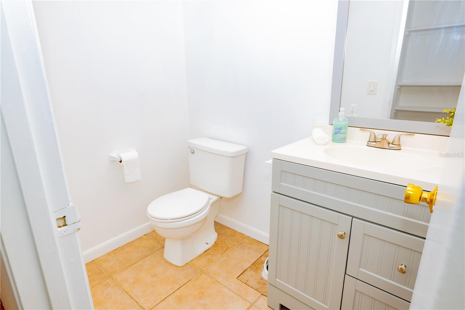 402 DOVE LN #2-7, SATELLITE BEACH, FL, 32937