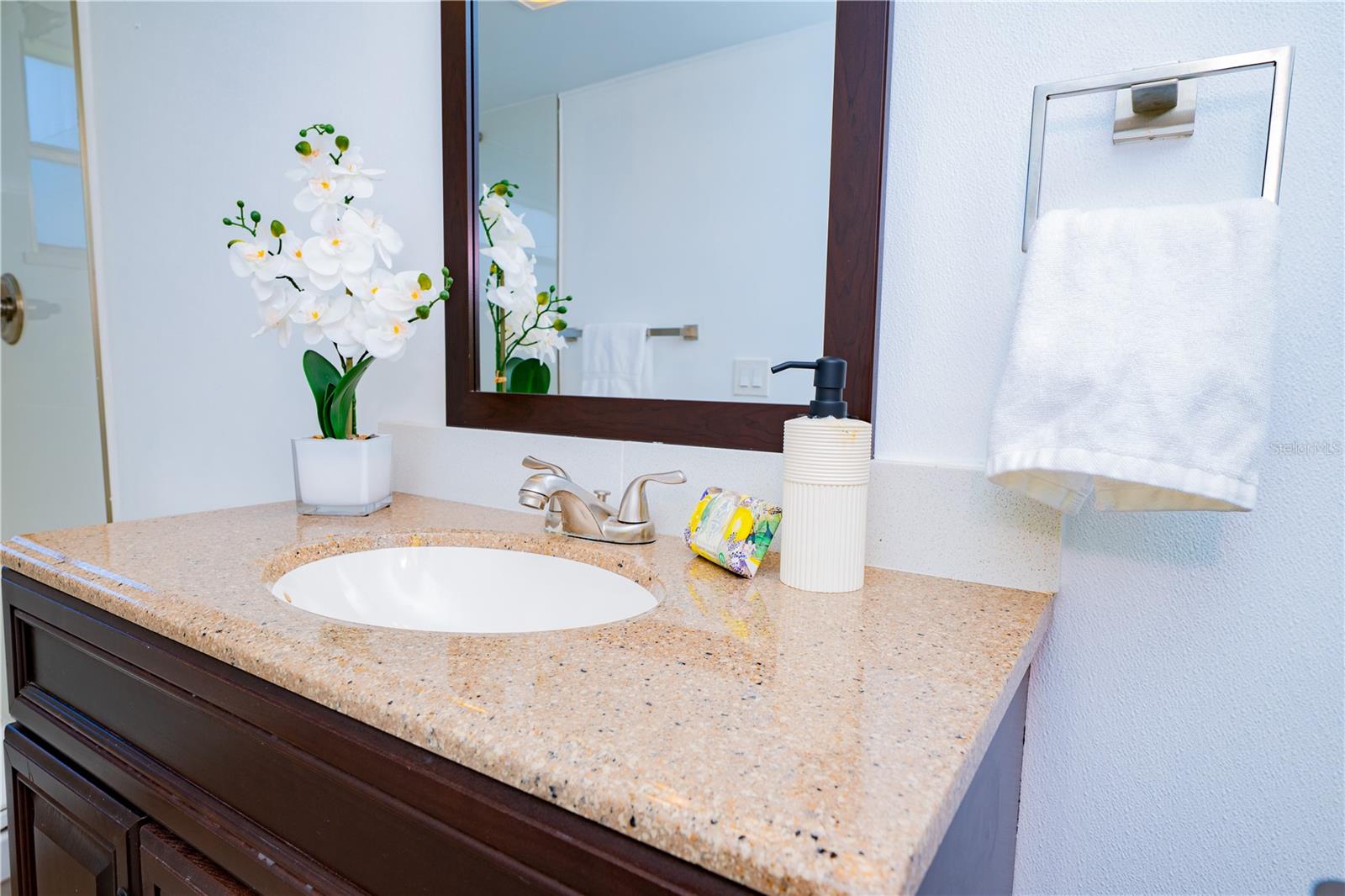 402 DOVE LN #2-7, SATELLITE BEACH, FL, 32937