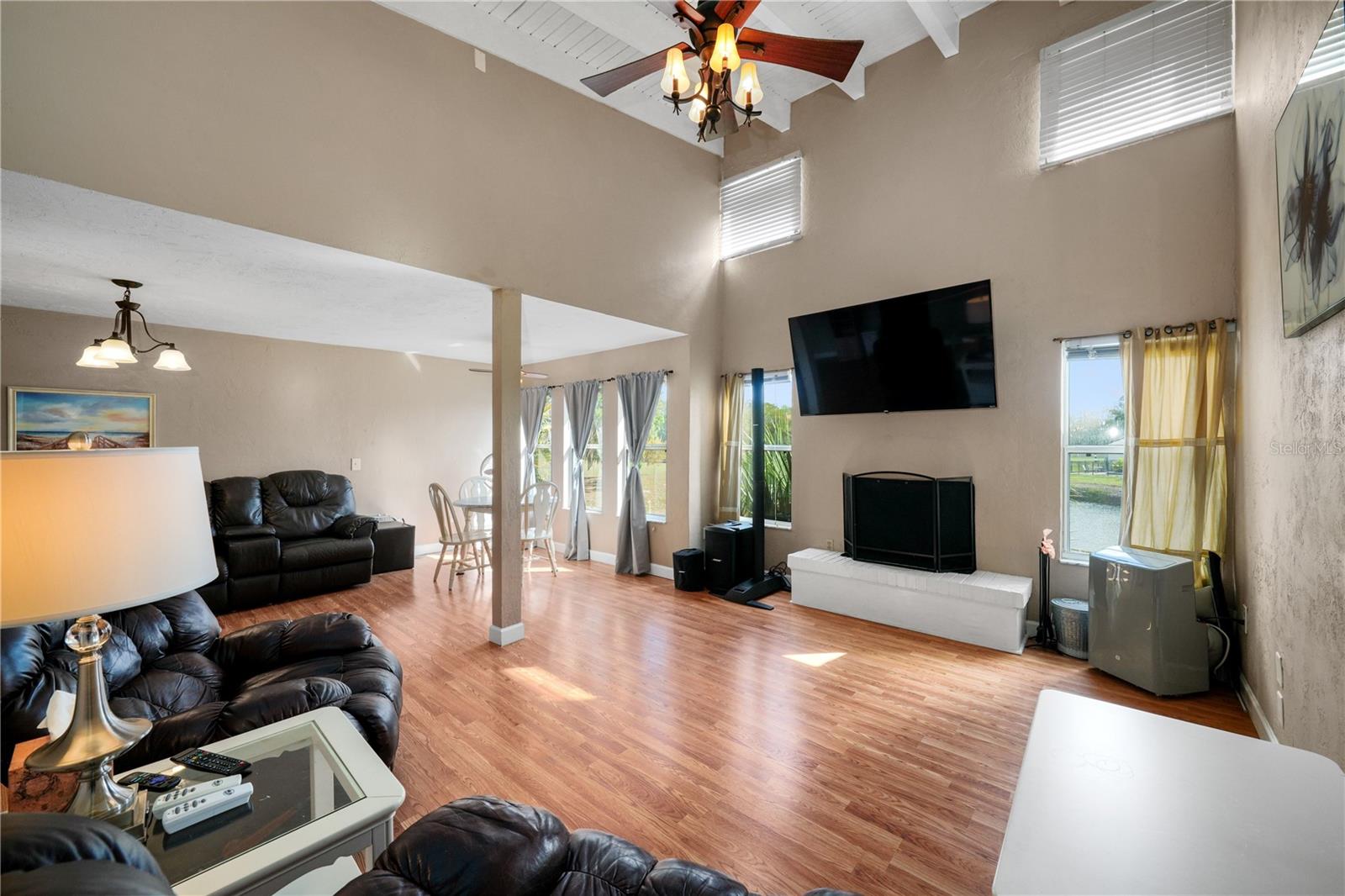17203 SANDALWOOD DR, WILDWOOD, FL, 34785