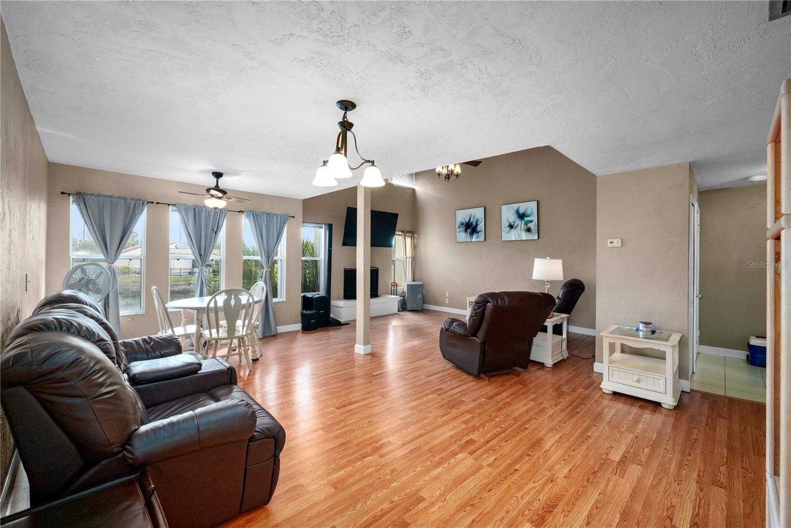 17203 SANDALWOOD DR, WILDWOOD, FL, 34785