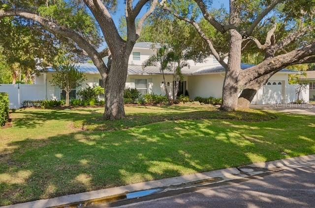 3301 MAPLE ST NE, ST PETERSBURG, FL, 33704