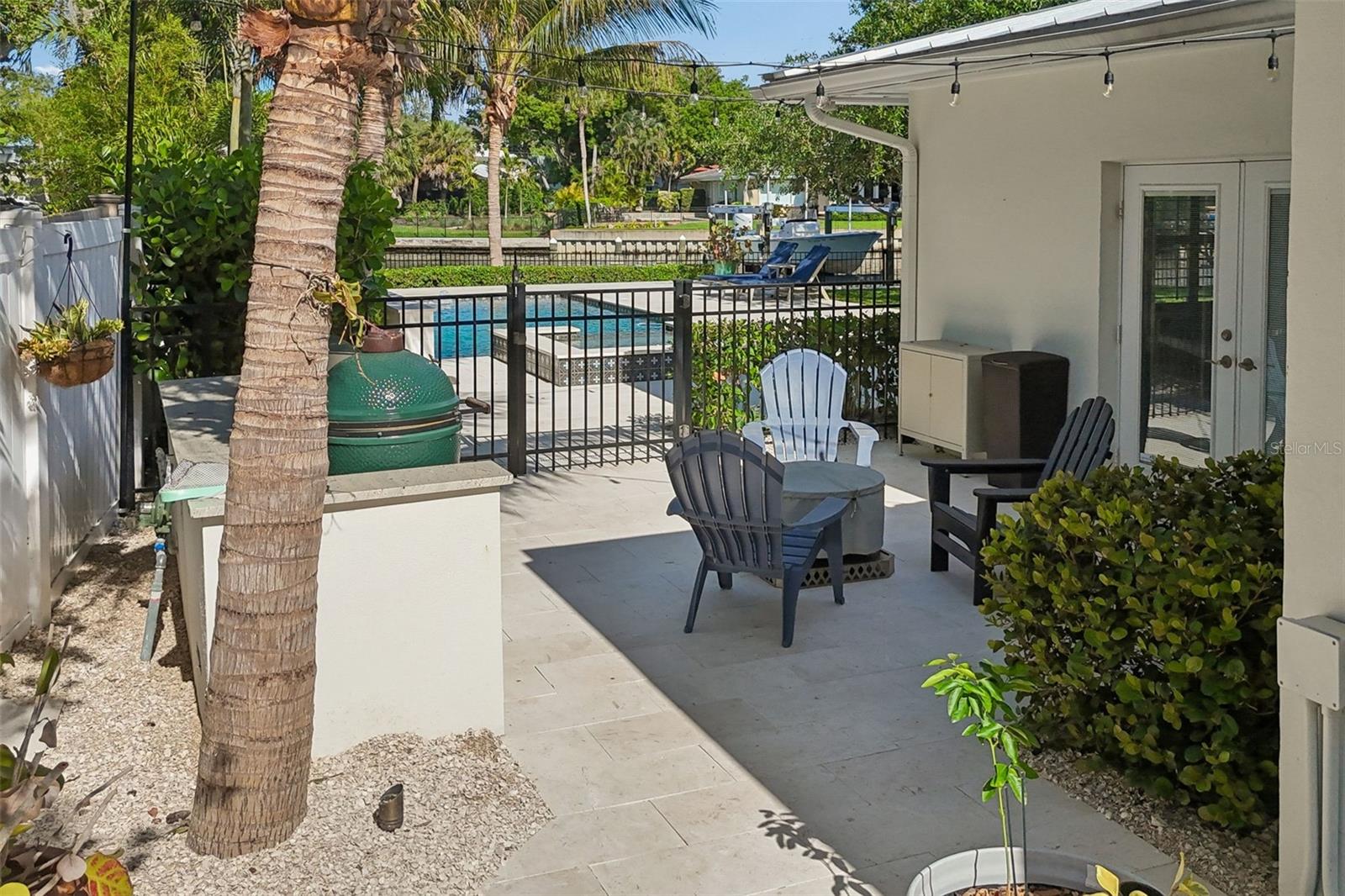 3301 MAPLE ST NE, ST PETERSBURG, FL, 33704