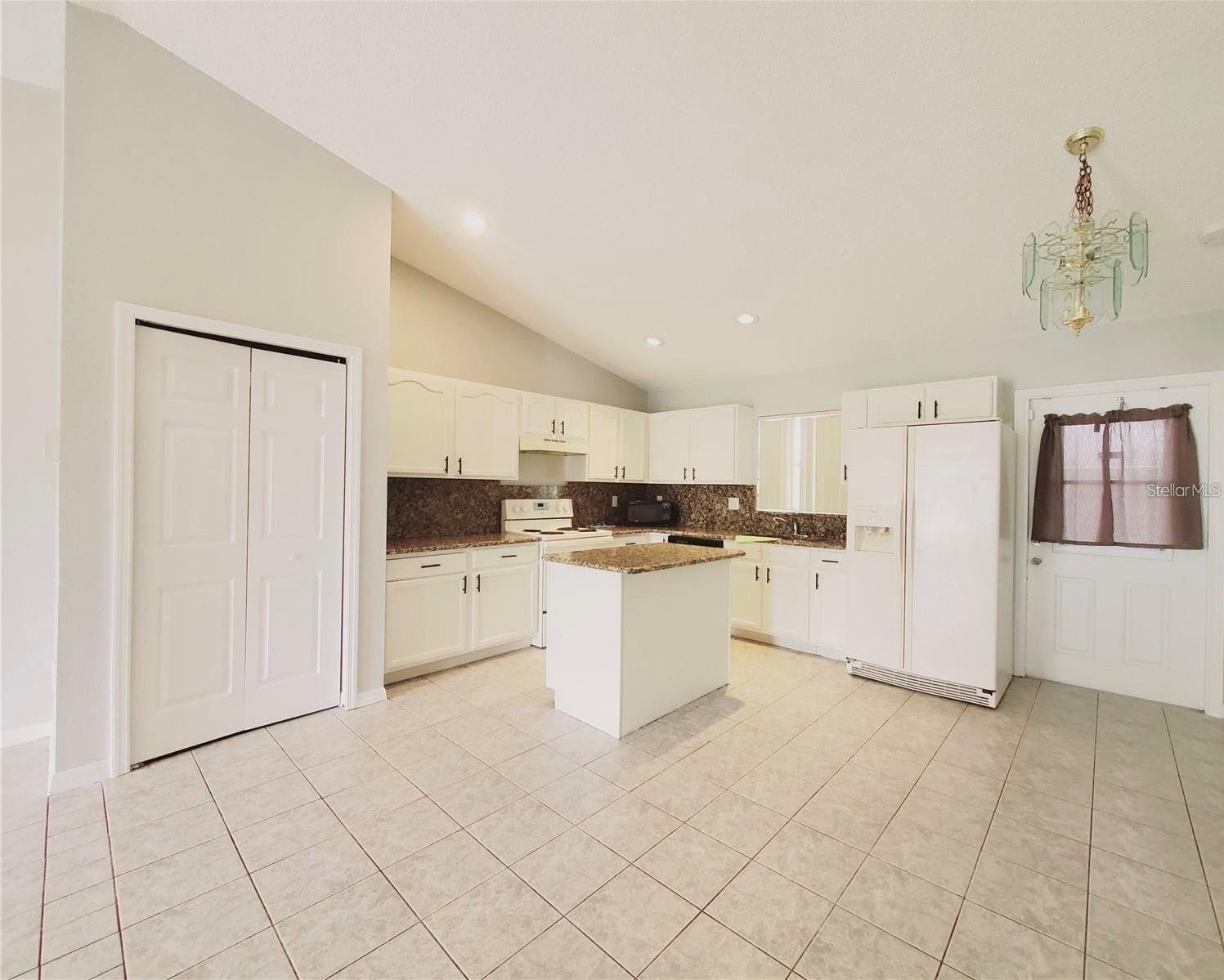 568 KINGFISHER DR, KISSIMMEE, FL, 34759