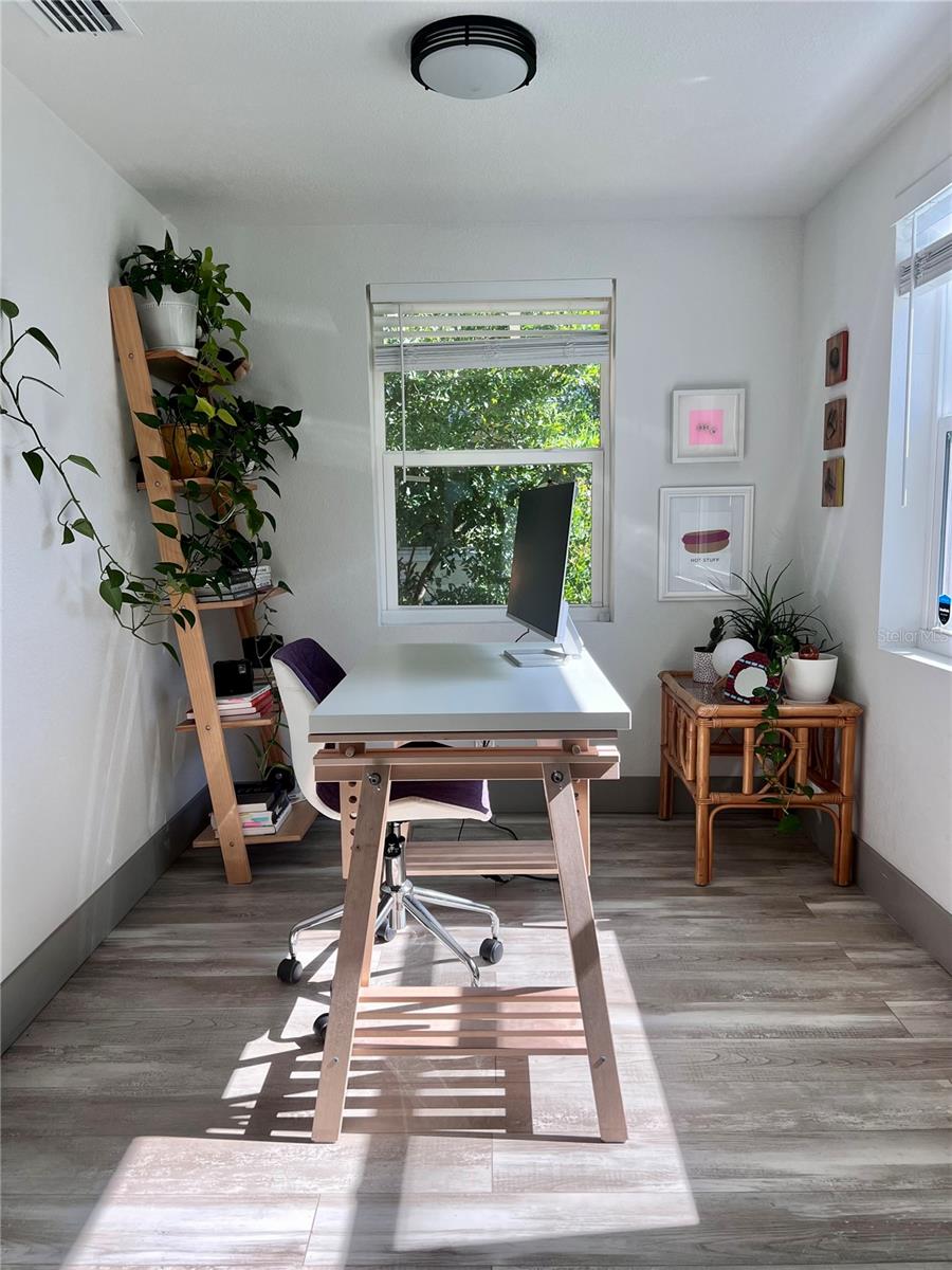 710 14TH ST N, ST PETERSBURG, FL, 33705