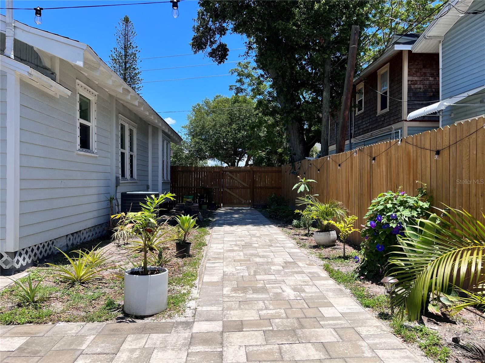 710 14TH ST N, ST PETERSBURG, FL, 33705