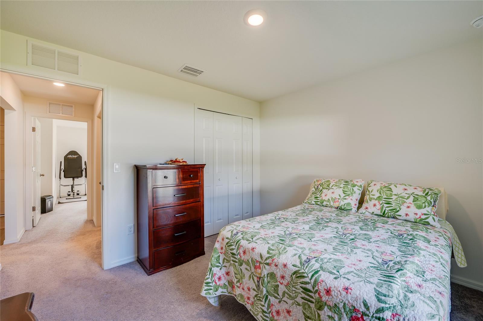 136 POINT PLEASANT DR, PALM COAST, FL, 32164
