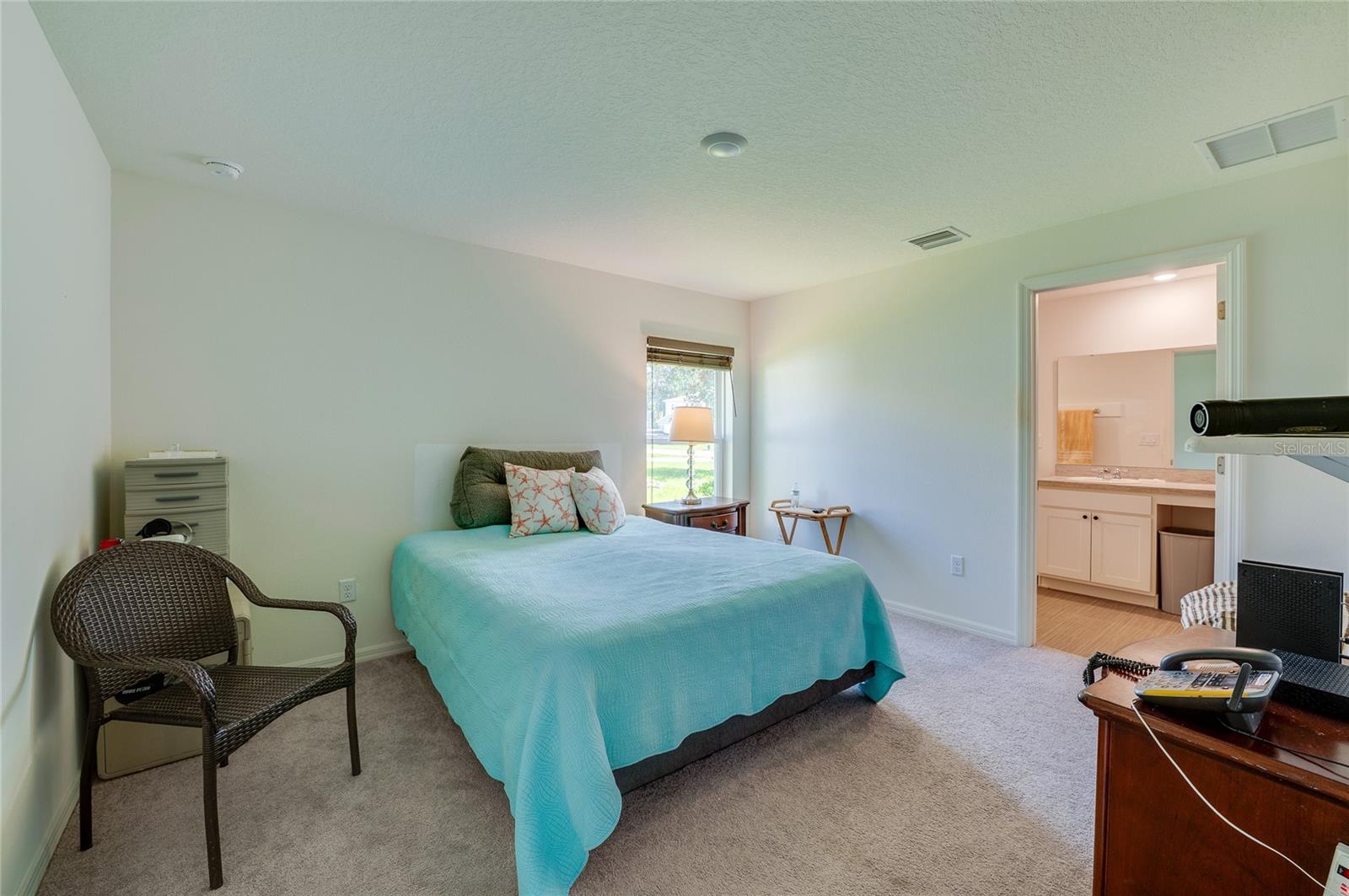 136 POINT PLEASANT DR, PALM COAST, FL, 32164