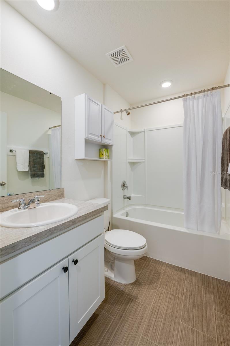 136 POINT PLEASANT DR, PALM COAST, FL, 32164