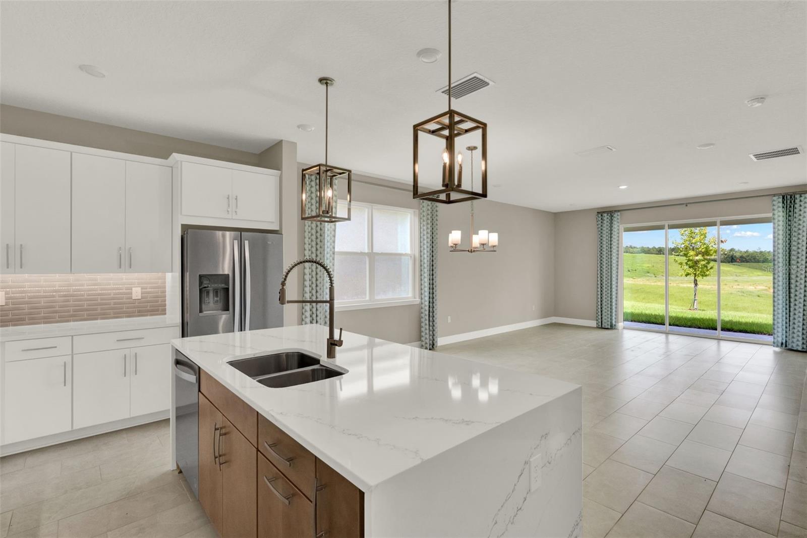 2063 KEYSTONE PASS BLVD, MINNEOLA, FL, 34715