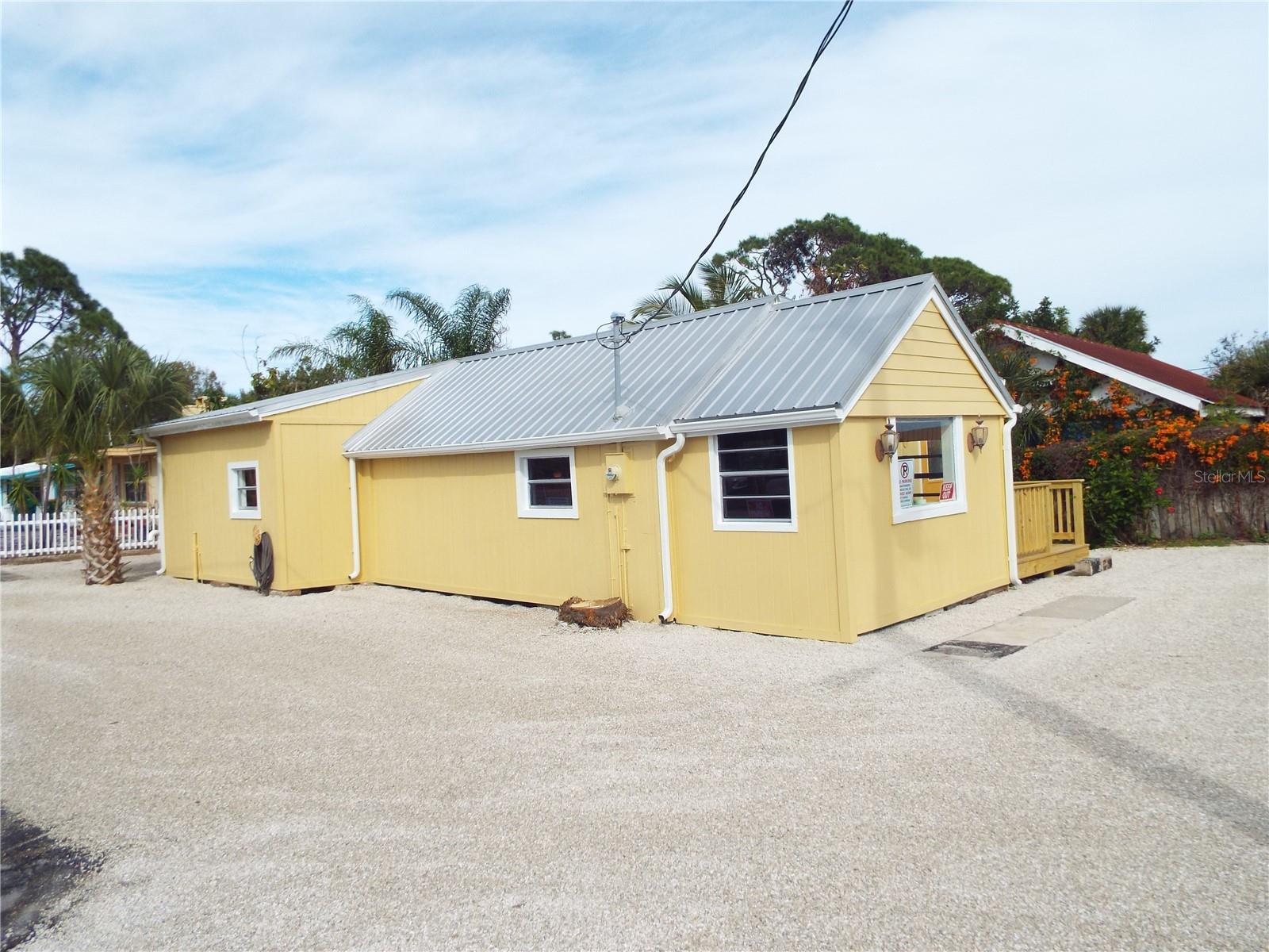 150 E BAY HEIGHTS RD, ENGLEWOOD, FL, 34223