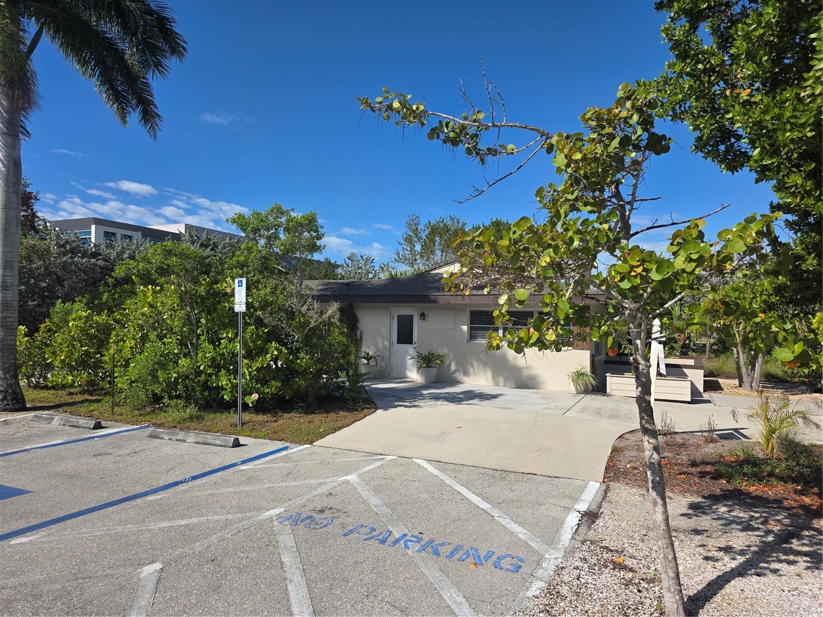 725 PATTY AVE #1 AND 2, PUNTA GORDA, FL, 33950