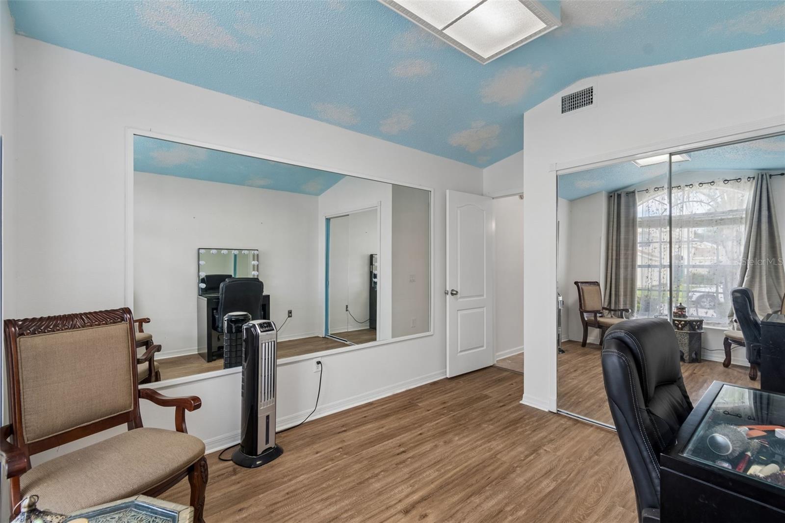 1223 TIMBER TRACE DR, WESLEY CHAPEL, FL, 33543
