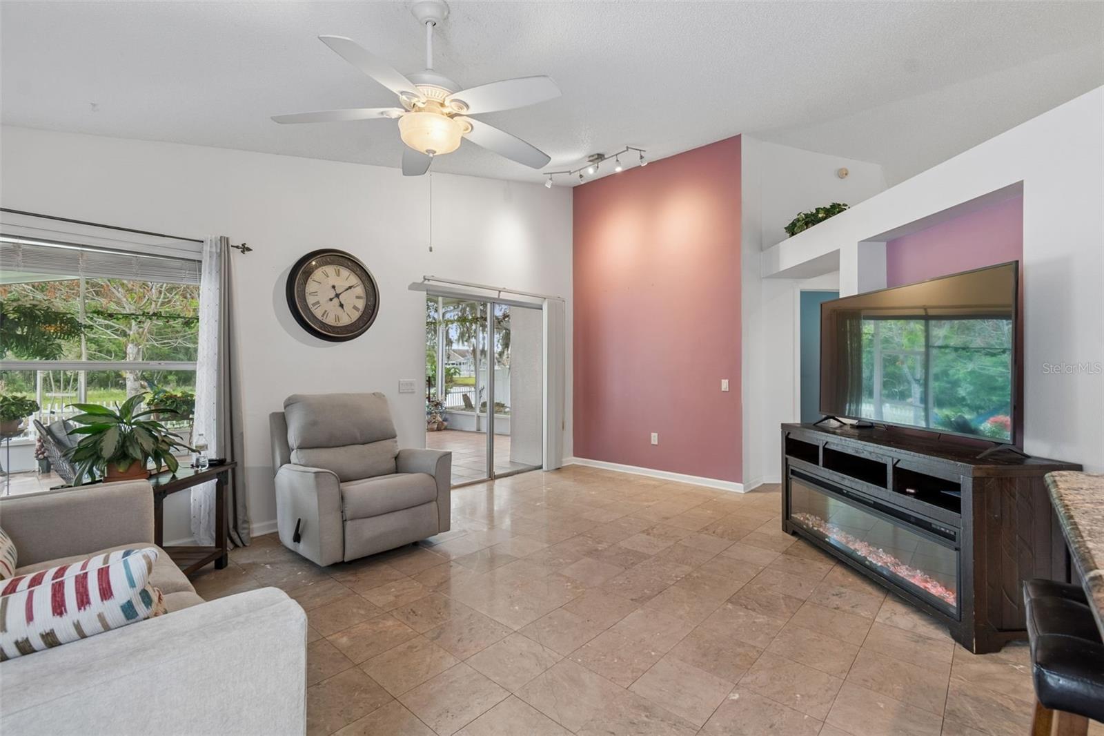 1223 TIMBER TRACE DR, WESLEY CHAPEL, FL, 33543
