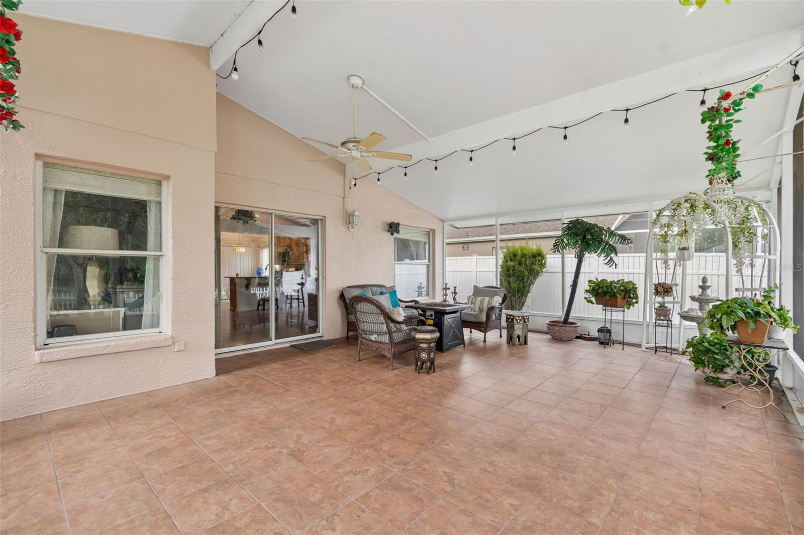 1223 TIMBER TRACE DR, WESLEY CHAPEL, FL, 33543