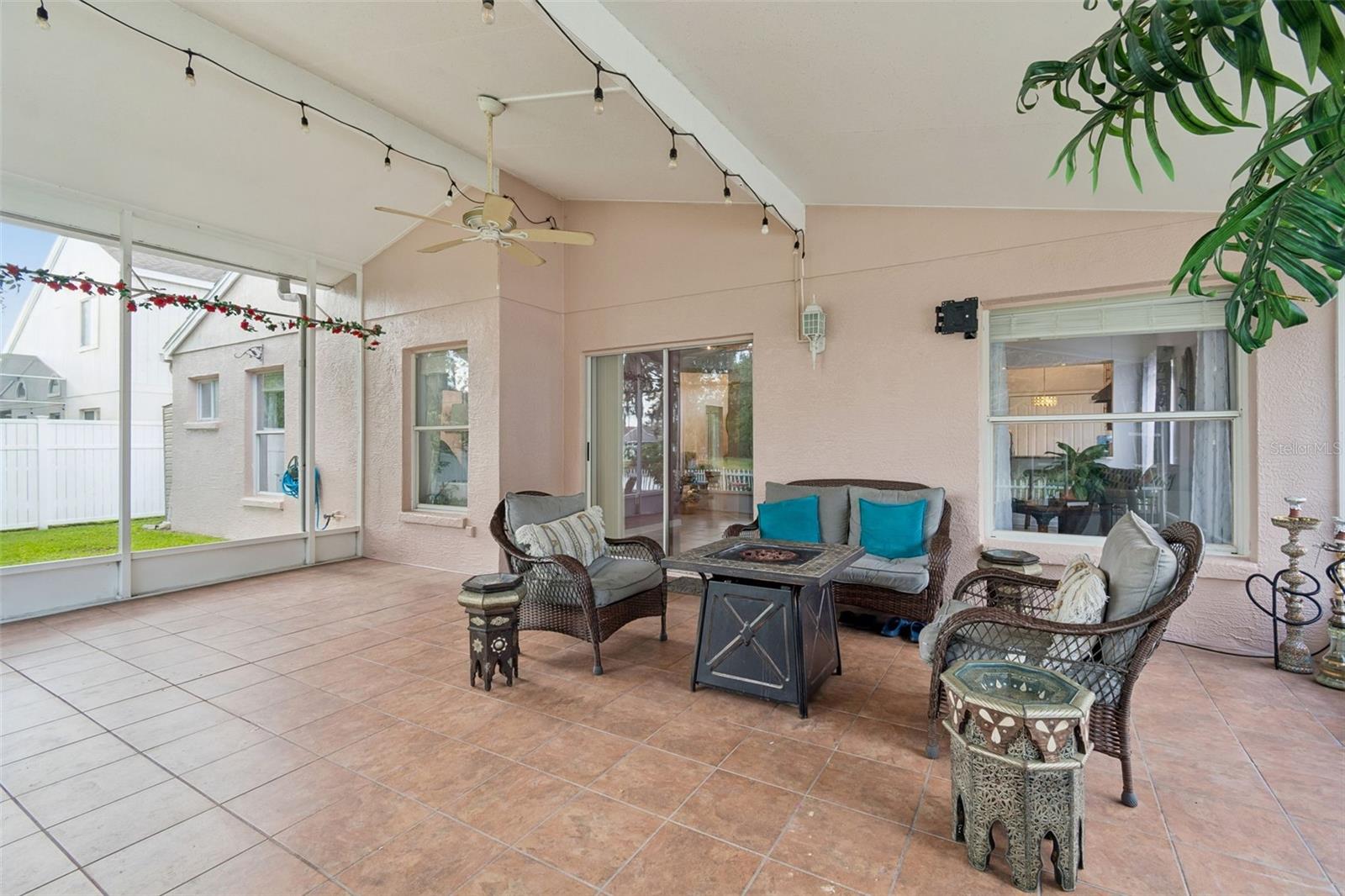 1223 TIMBER TRACE DR, WESLEY CHAPEL, FL, 33543