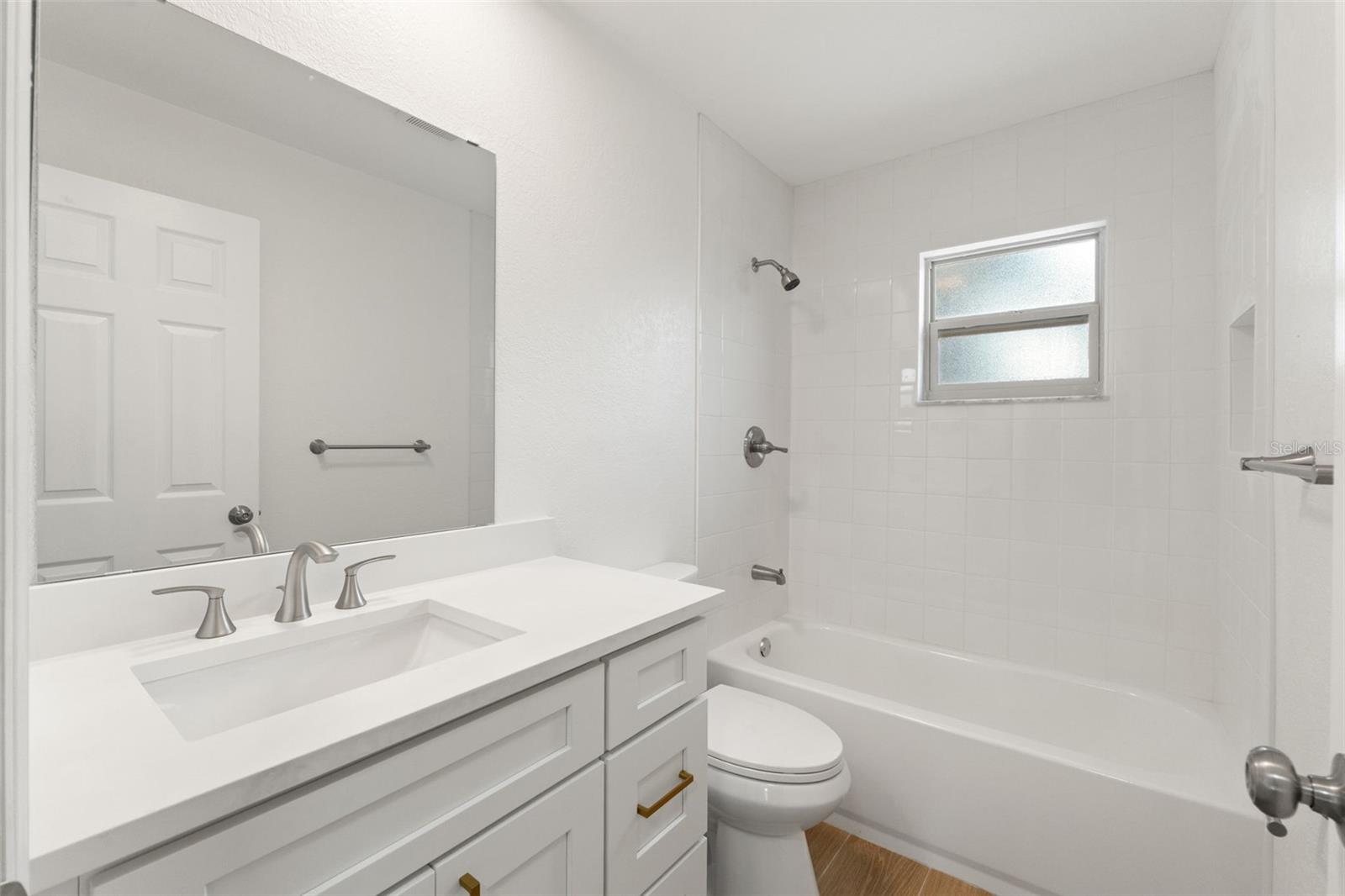 13930 SOMMERS AVE, HUDSON, FL, 34667