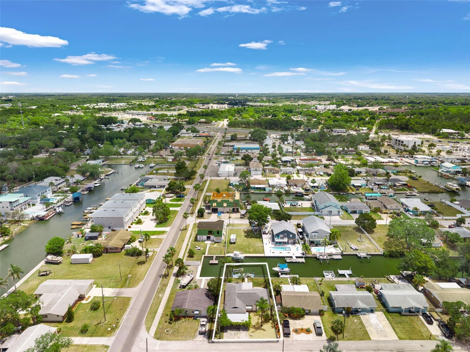 13930 SOMMERS AVE, HUDSON, FL, 34667