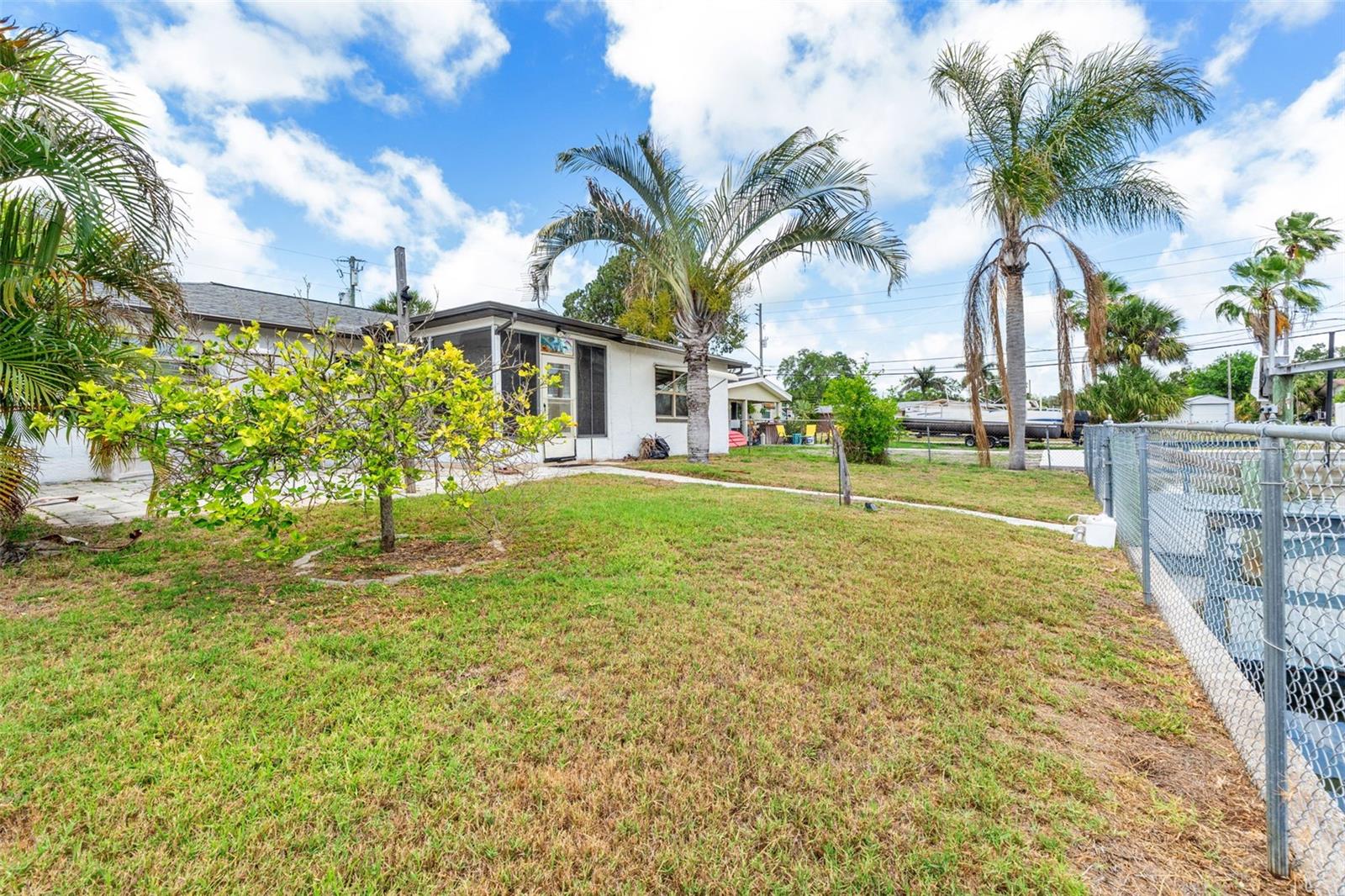 13930 SOMMERS AVE, HUDSON, FL, 34667