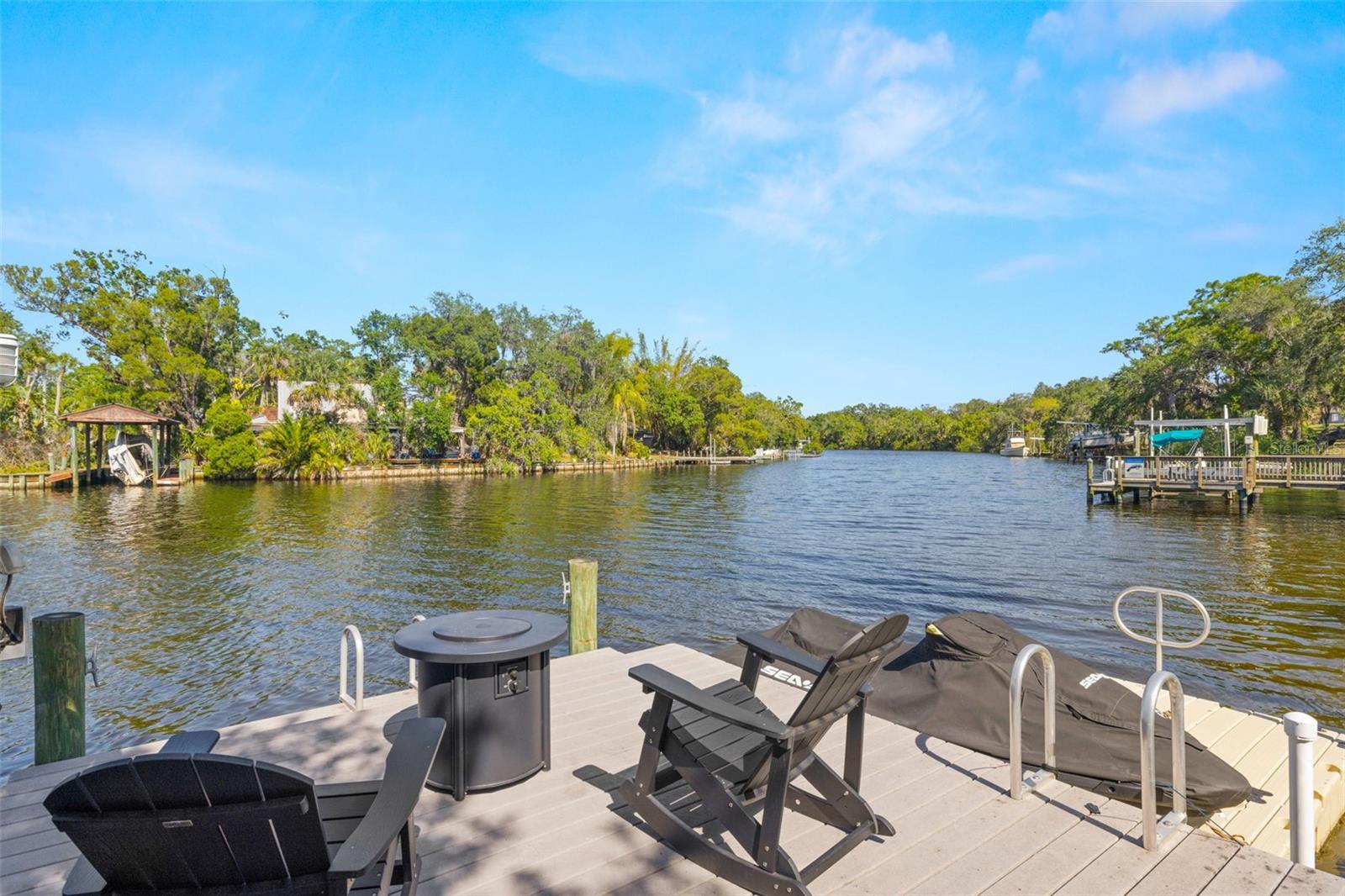 5610 N RIVER SHORE DR, TAMPA, FL, 33603