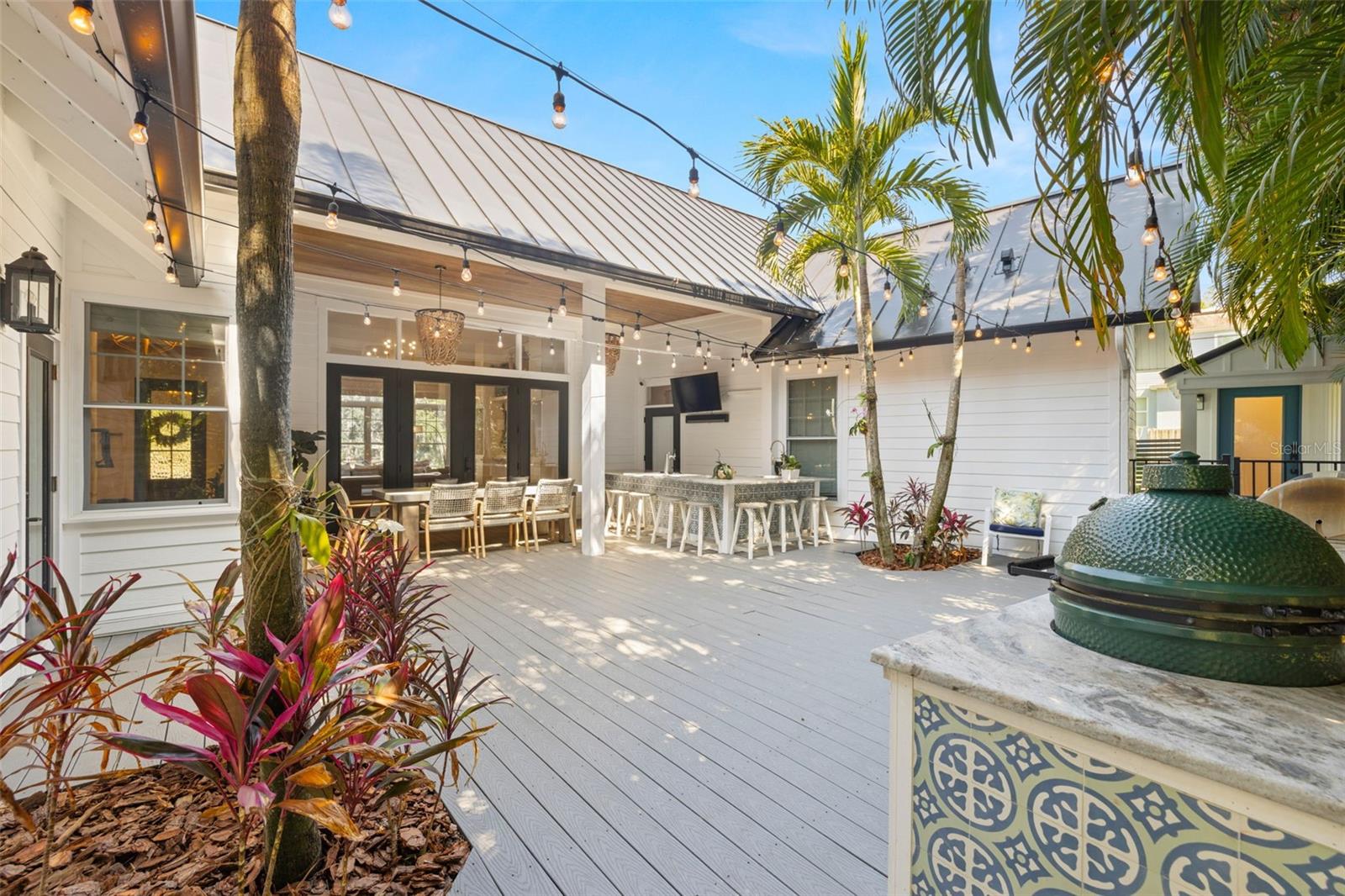 5610 N RIVER SHORE DR, TAMPA, FL, 33603