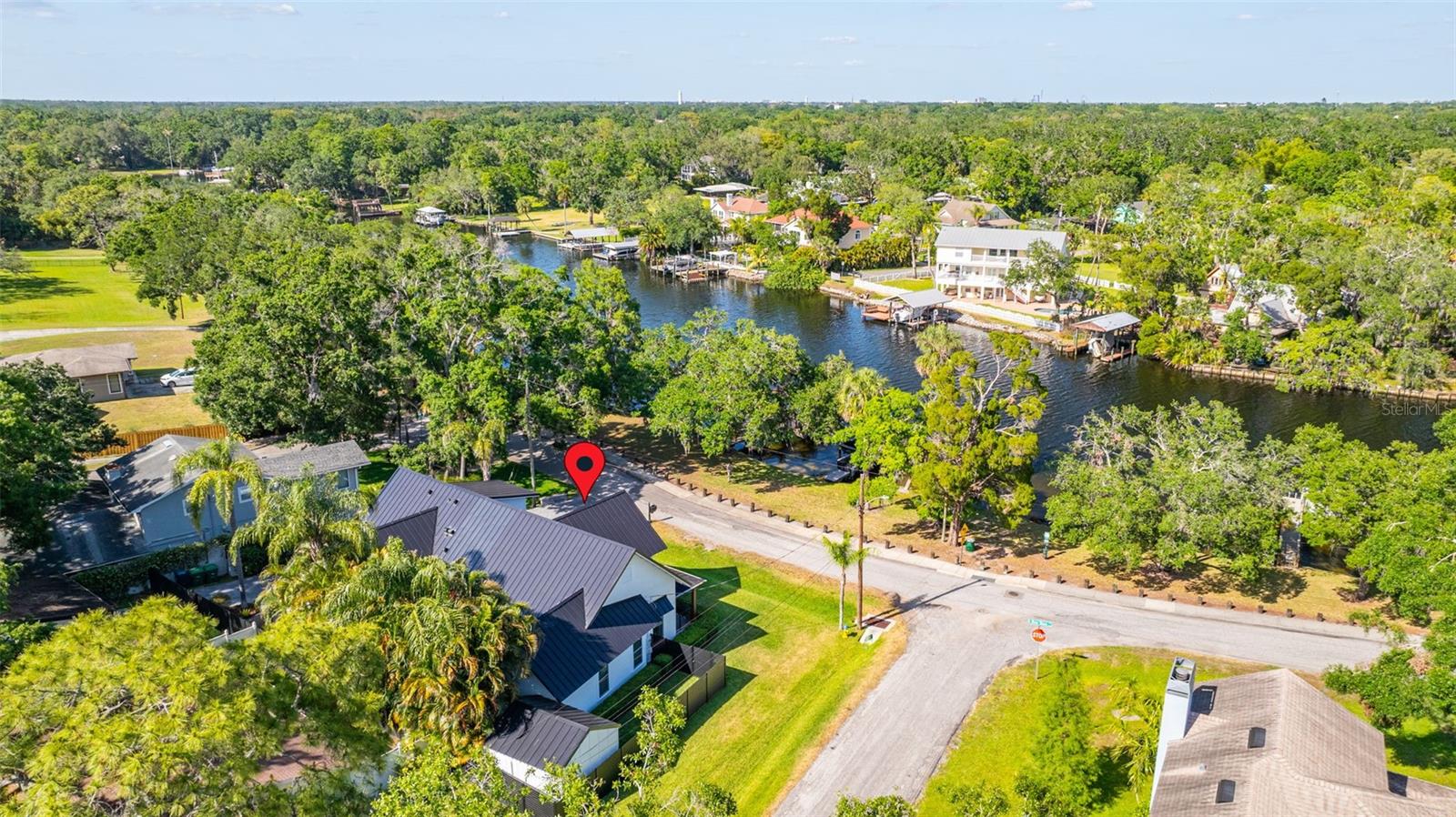 5610 N RIVER SHORE DR, TAMPA, FL, 33603